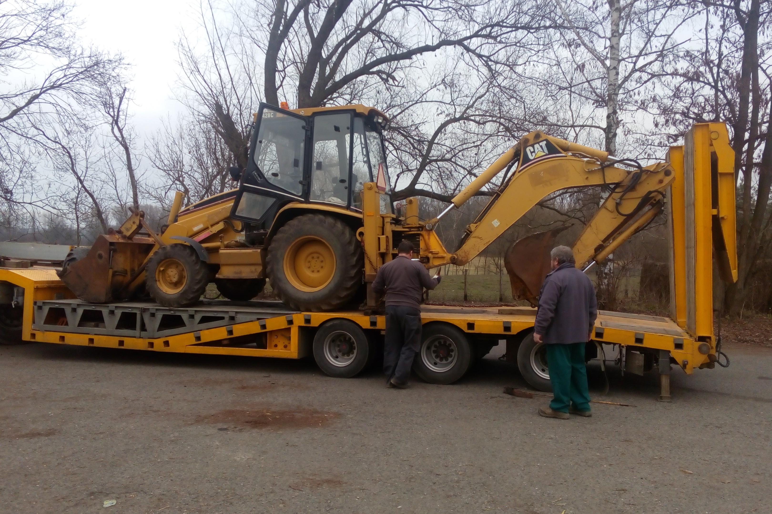 Lukáš Cvach - zemní práce a terénní úpravy