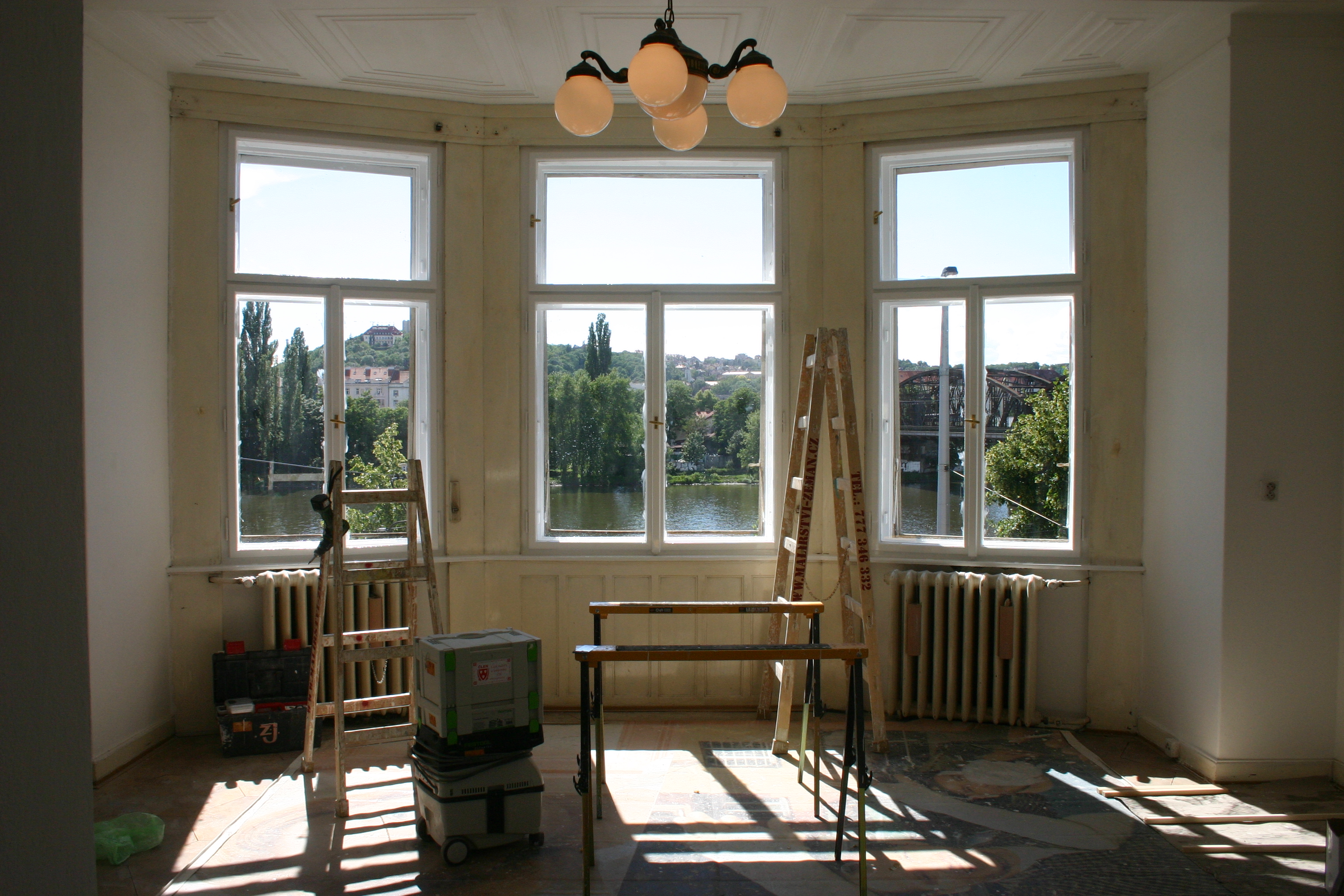 Jan Zeman & Partneři s.r.o. - malířství foto 3