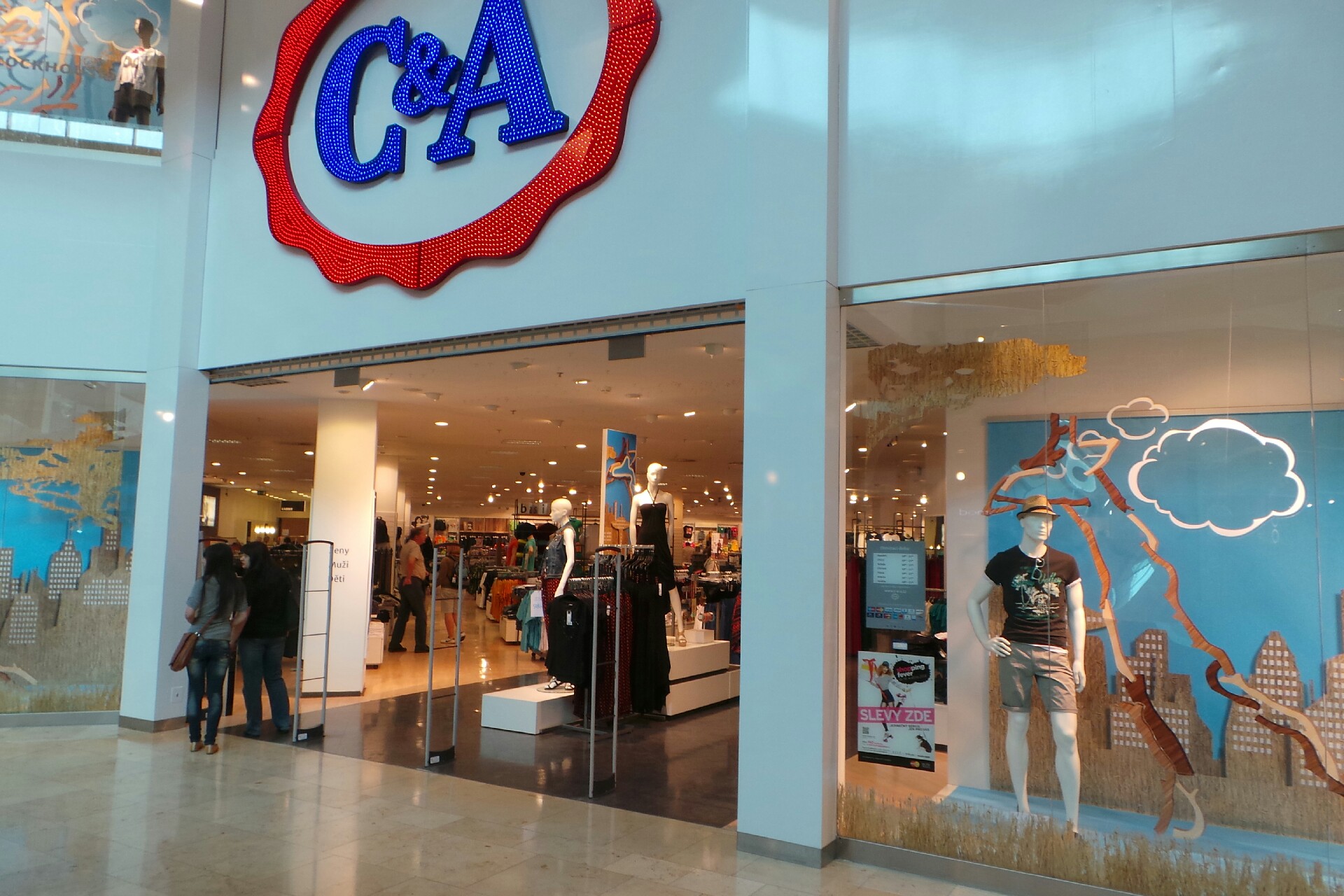 C&A foto 3