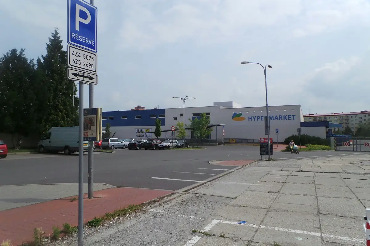 Albert Hypermarket