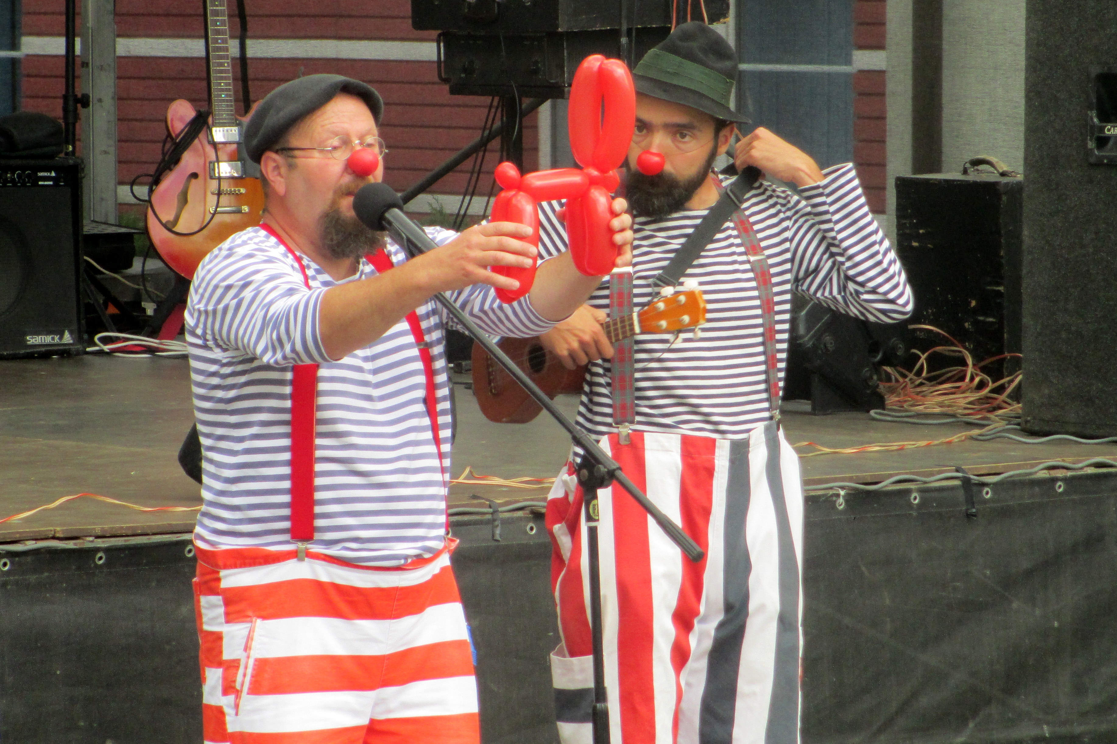 RASCALS AGENCY – umělecká agentura foto 3