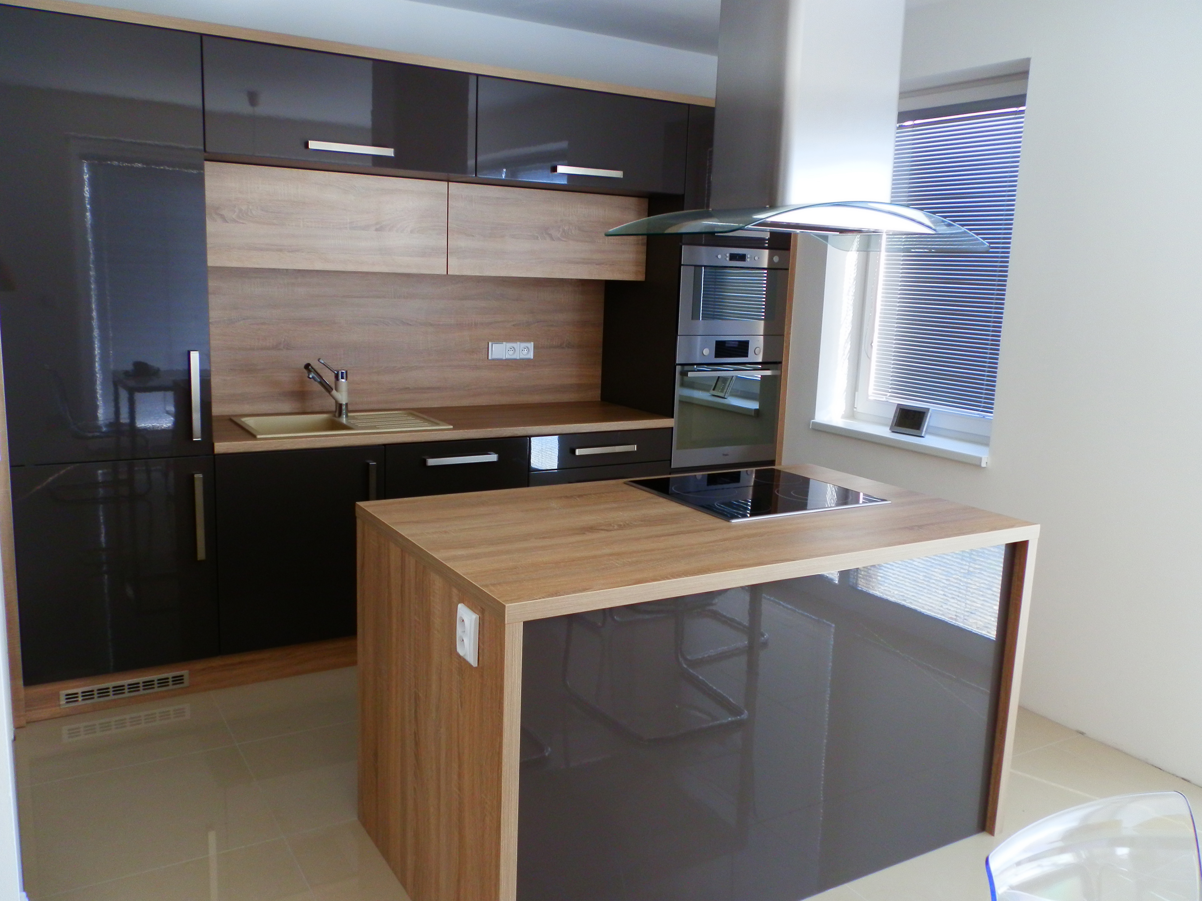 Čížek - kuchyně & skříně na míru foto 2