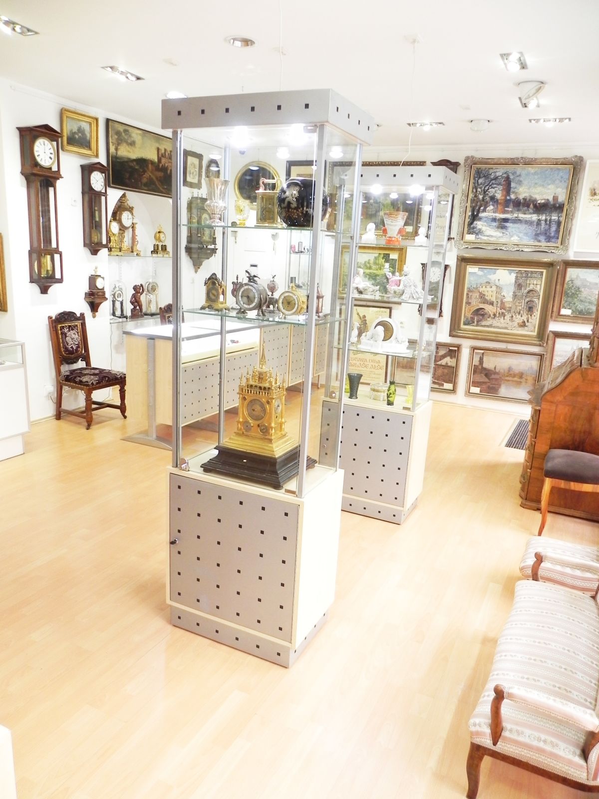 Starožitnosti - Galerie USTAR s.r.o. - Ustar.cz foto 4