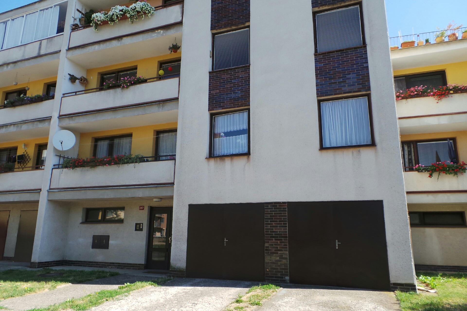 JCDecaux, Městský mobiliář, spol. s r.o.