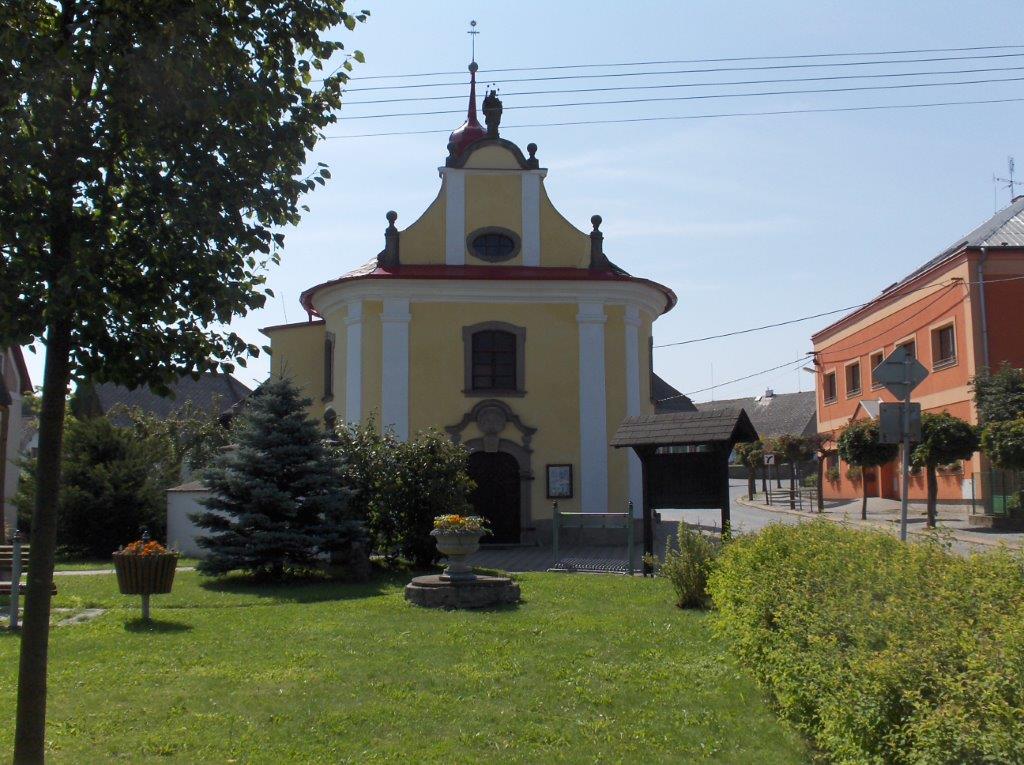 Studnice - obecní úřad foto 5