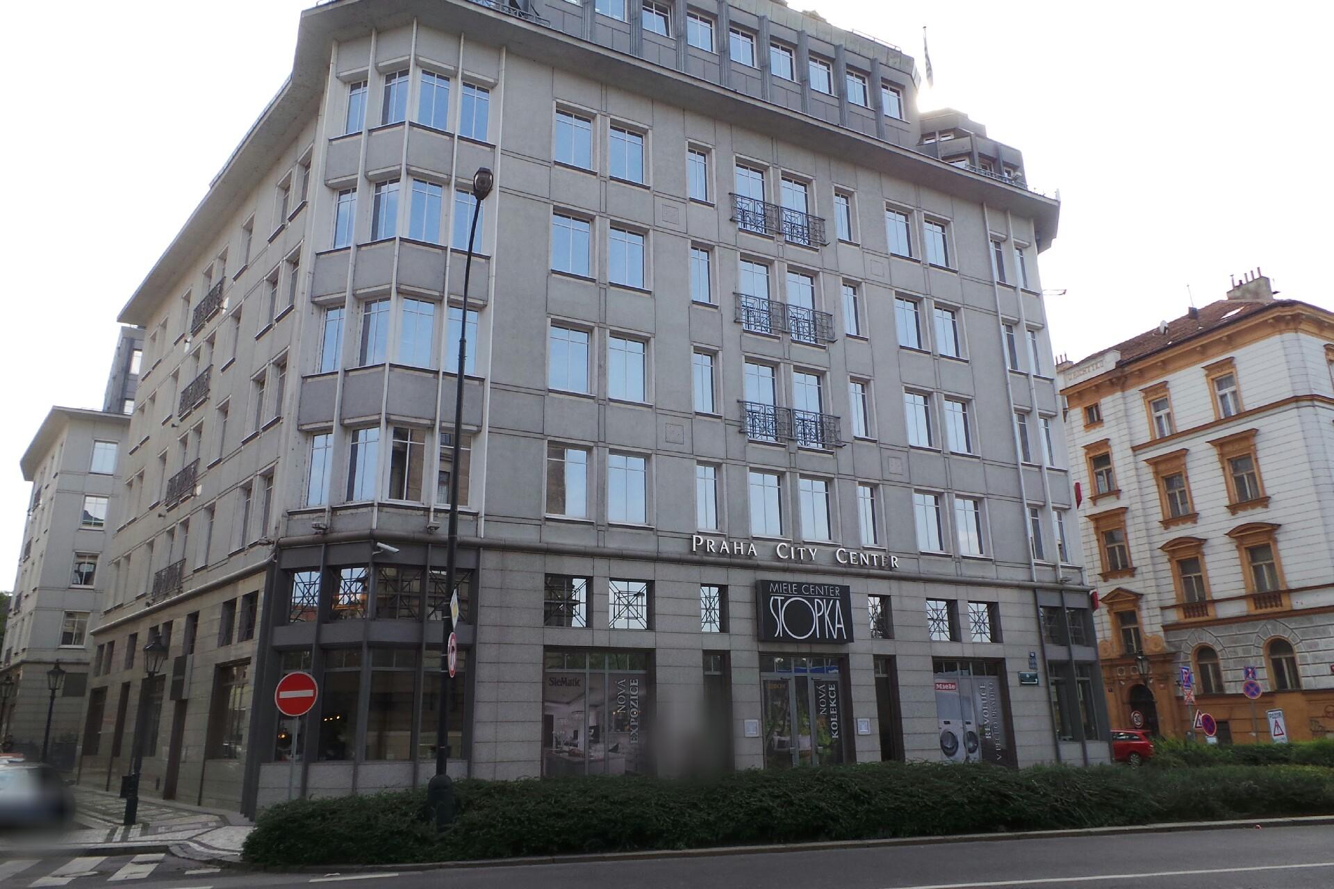 Hrodek Martin, Mgr.Baker & McKenzie, v.o.s.