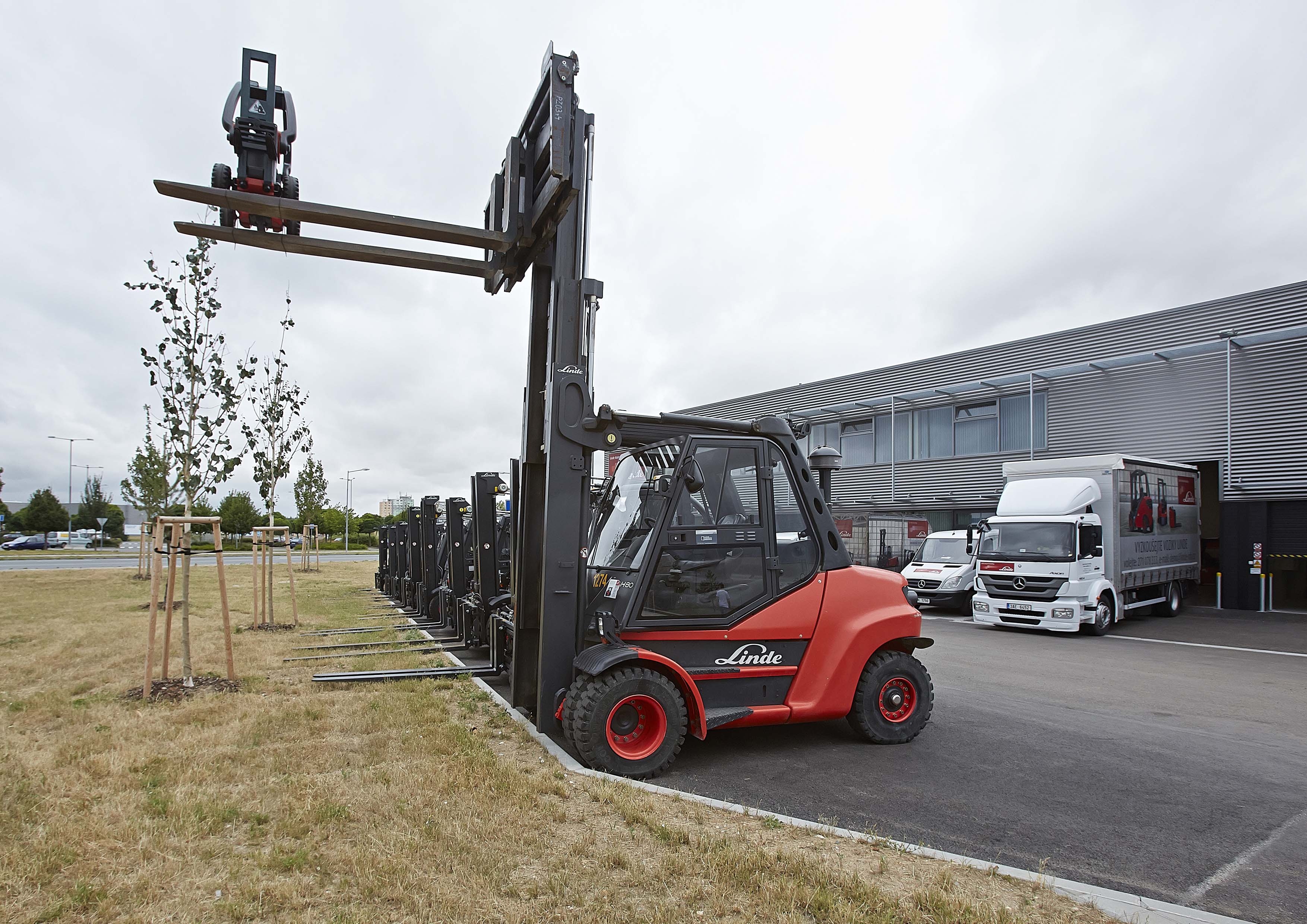 Linde Material Handling Česká republika s.r.o. foto 3