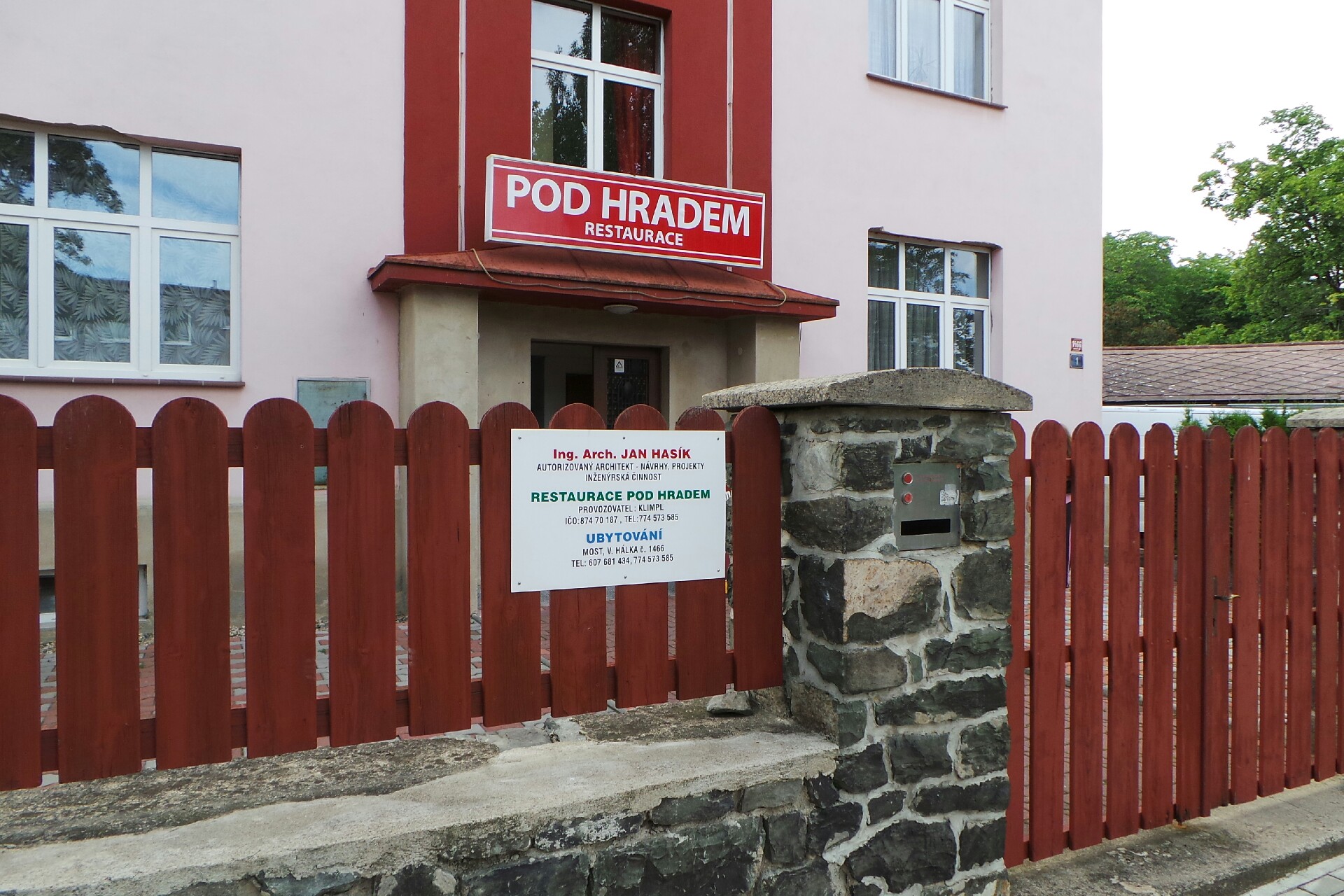 Architekt - Ing. Arch. Jan Hasík