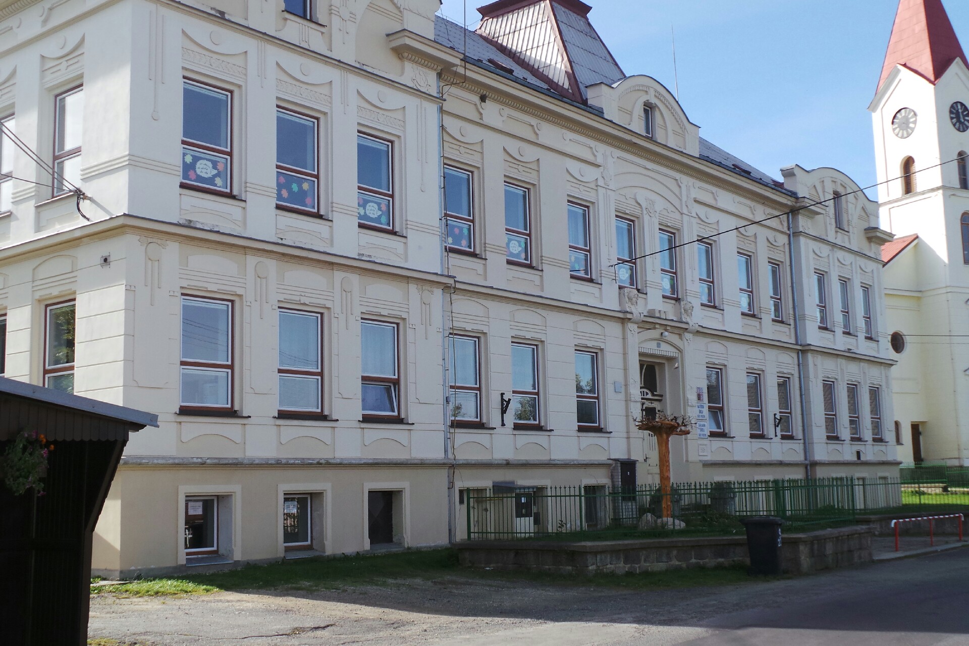 ZŠ a MŠ Bílý Potok