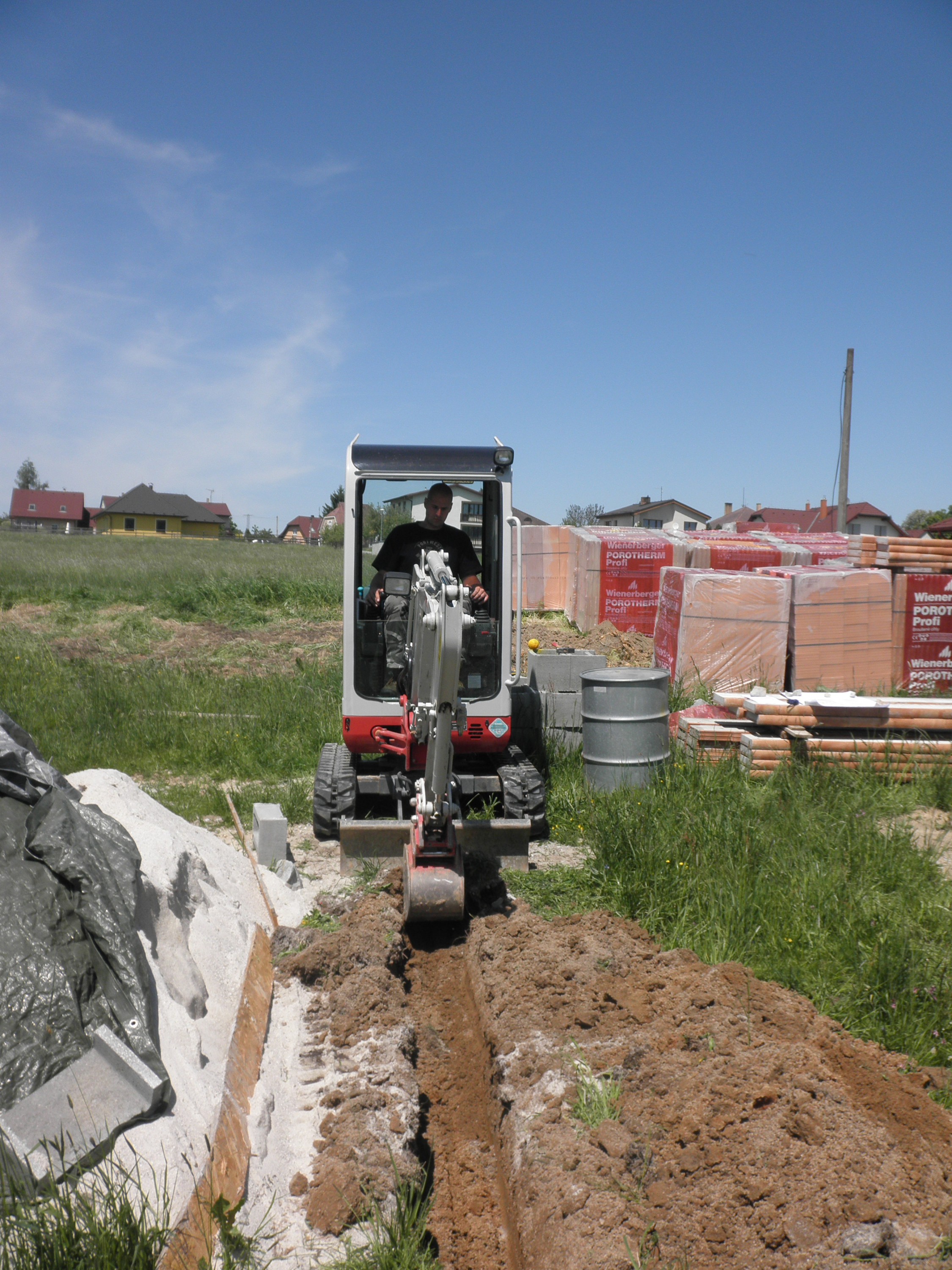 Zemní práce a výškové práce Kos foto 3