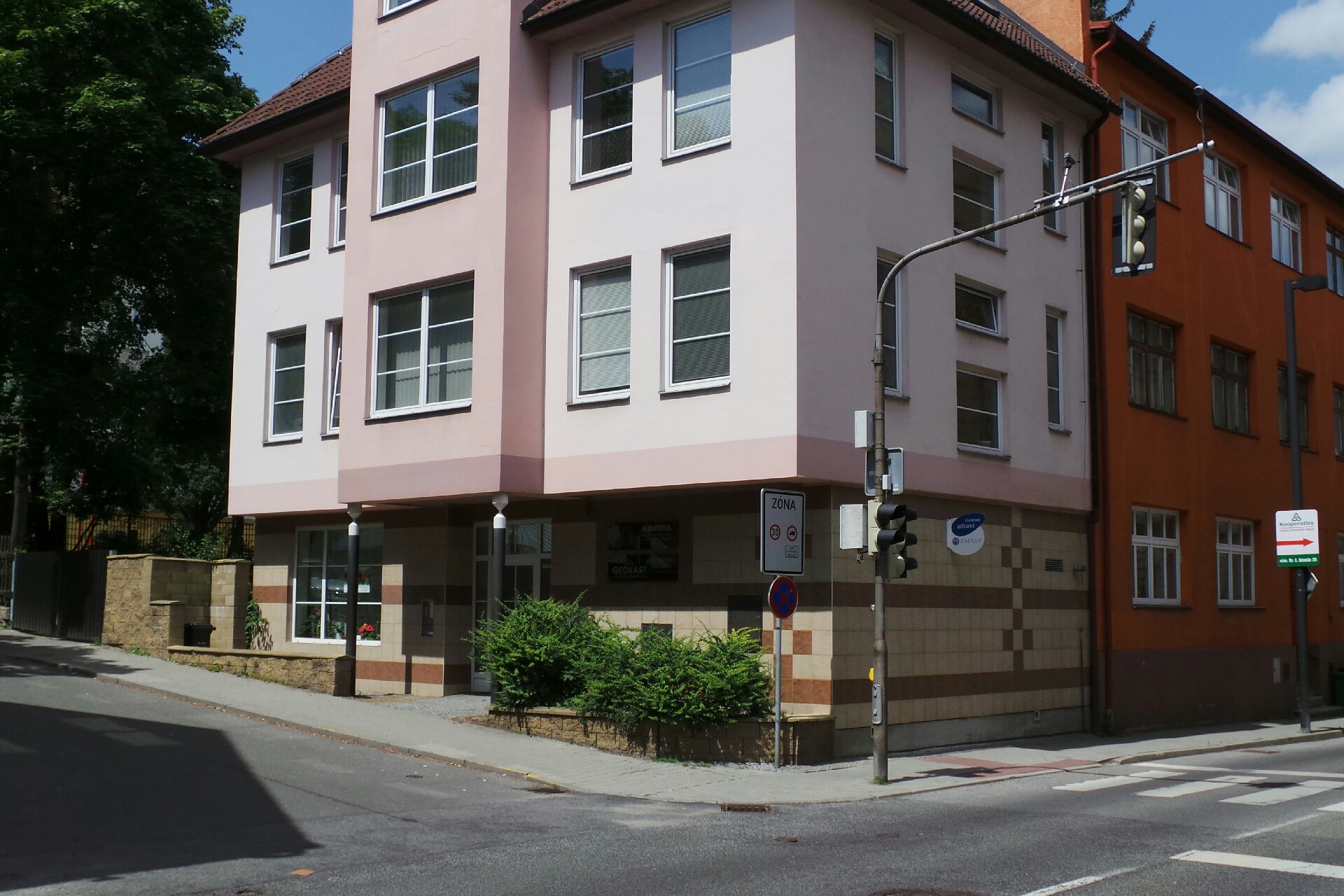 AGORA - architektonický a stavební atelier, spol. s r.o.