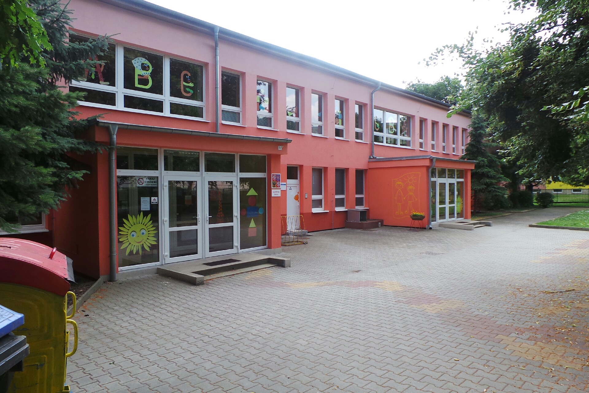 Mateřská škola, Sady pionýrů, Lovosice foto 1