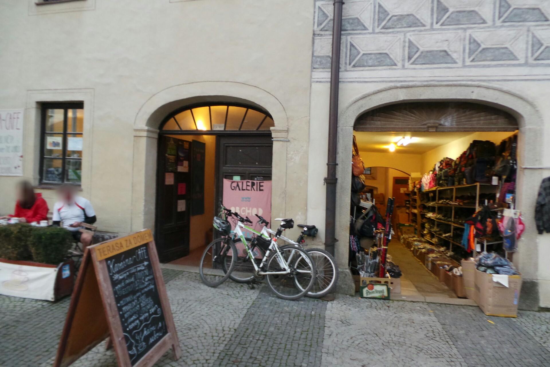 Kavárna U Nás doma