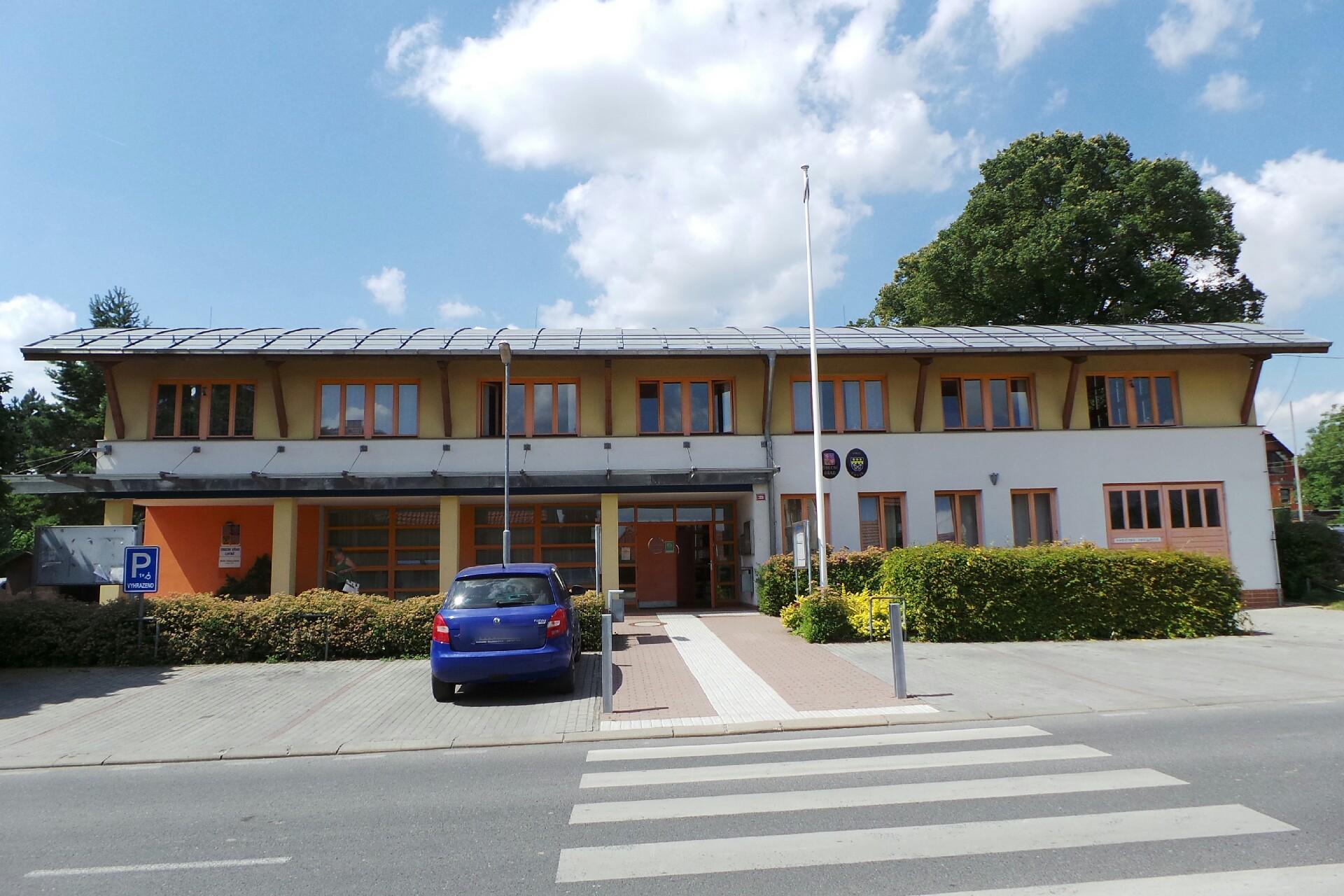 Chýně - Městský úřad