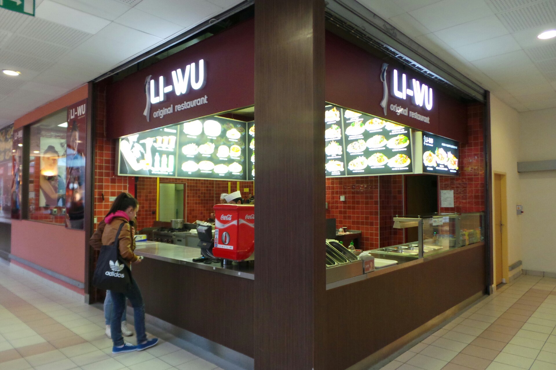 LI-WU original restaurant