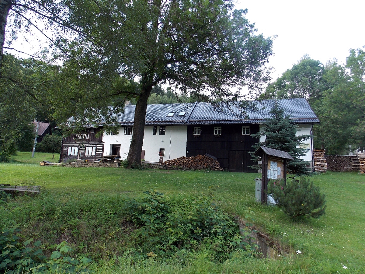 Cykloturistická základna Lesovna foto 2