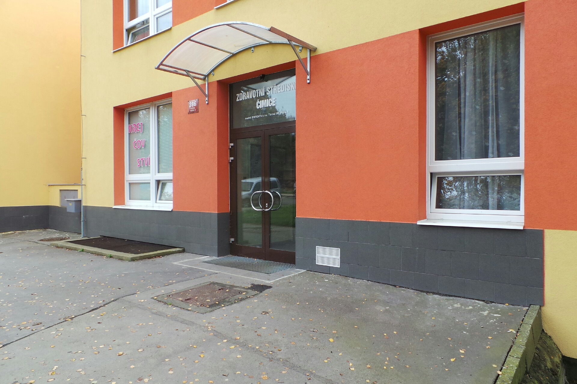 Lenka Chomátová - stomatologická laboratoř