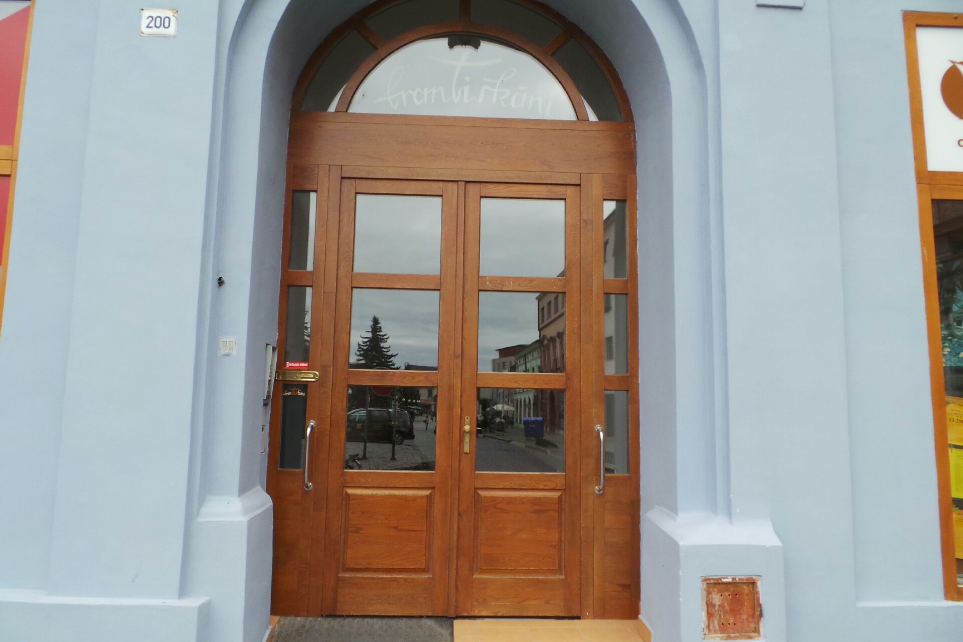 Bratři františkáni v Uherském Hradišti