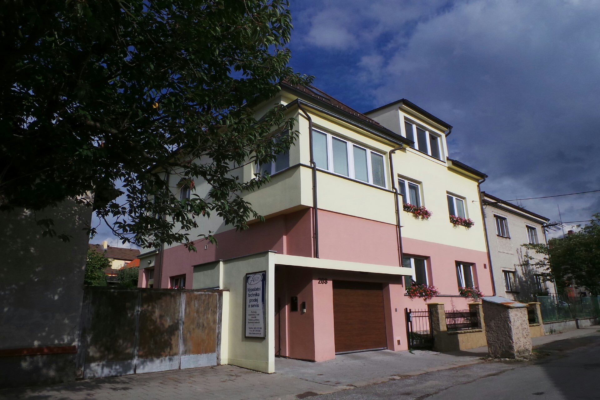 ARON SYSTEM PLUS, s.r.o.