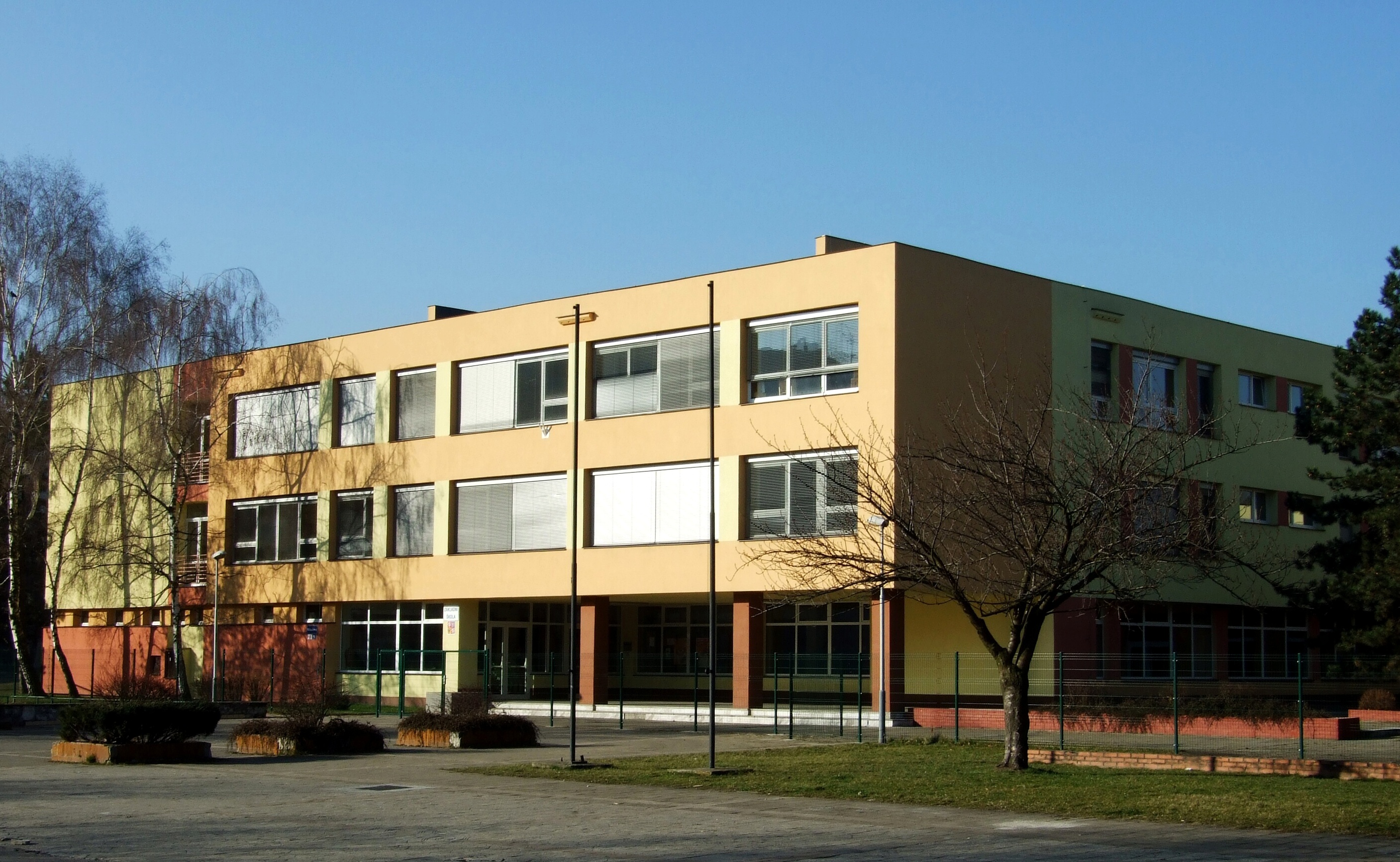 ZŠ a MŠ Ostrava, Mitušova 16