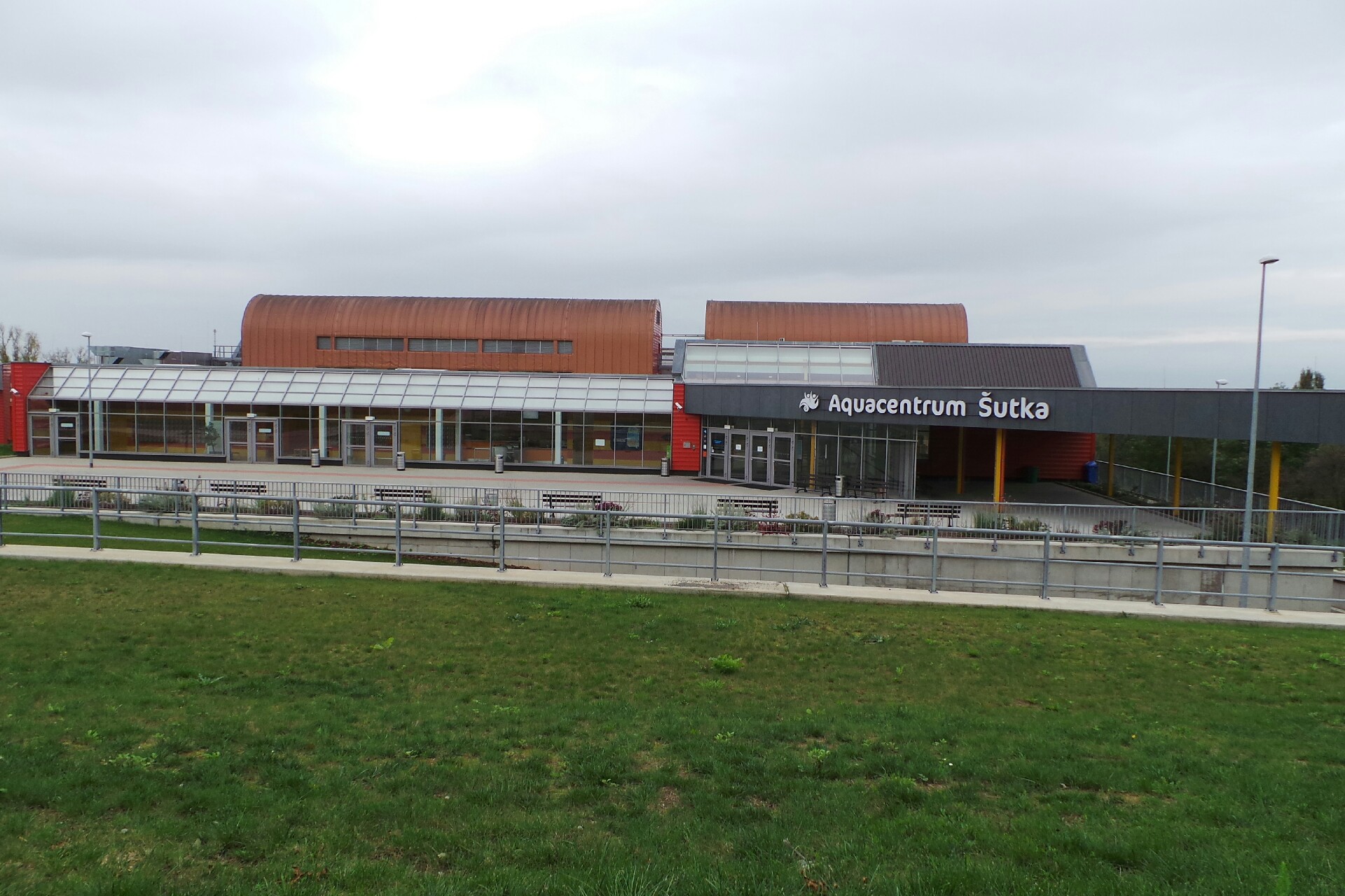 Activity club - Plavecká škola