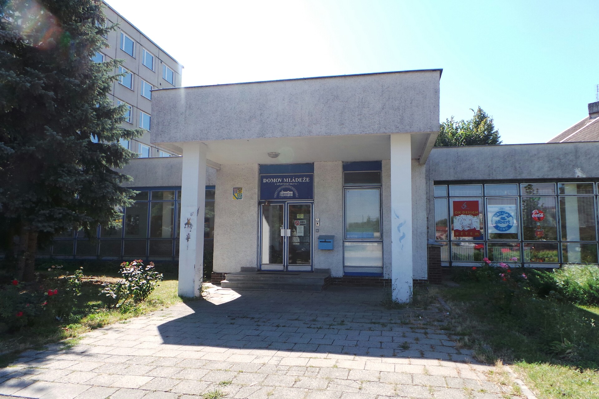 Domov mládeže Střední zdravotnické školy a Vyšší odborné školy zdravotnické Emanuela Pöttinga, Olomouc