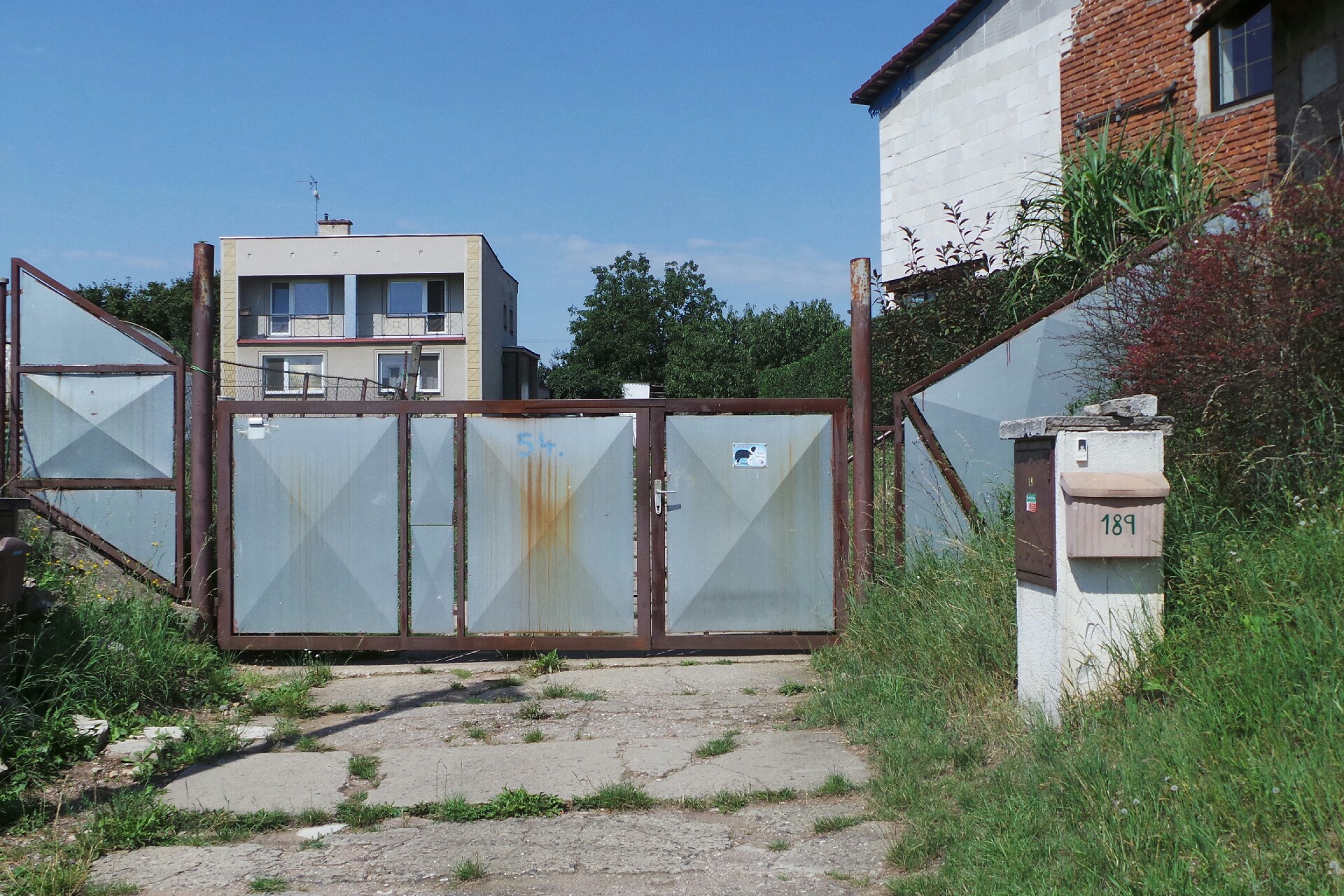 Pavel Valášek - výroba vrat a bran