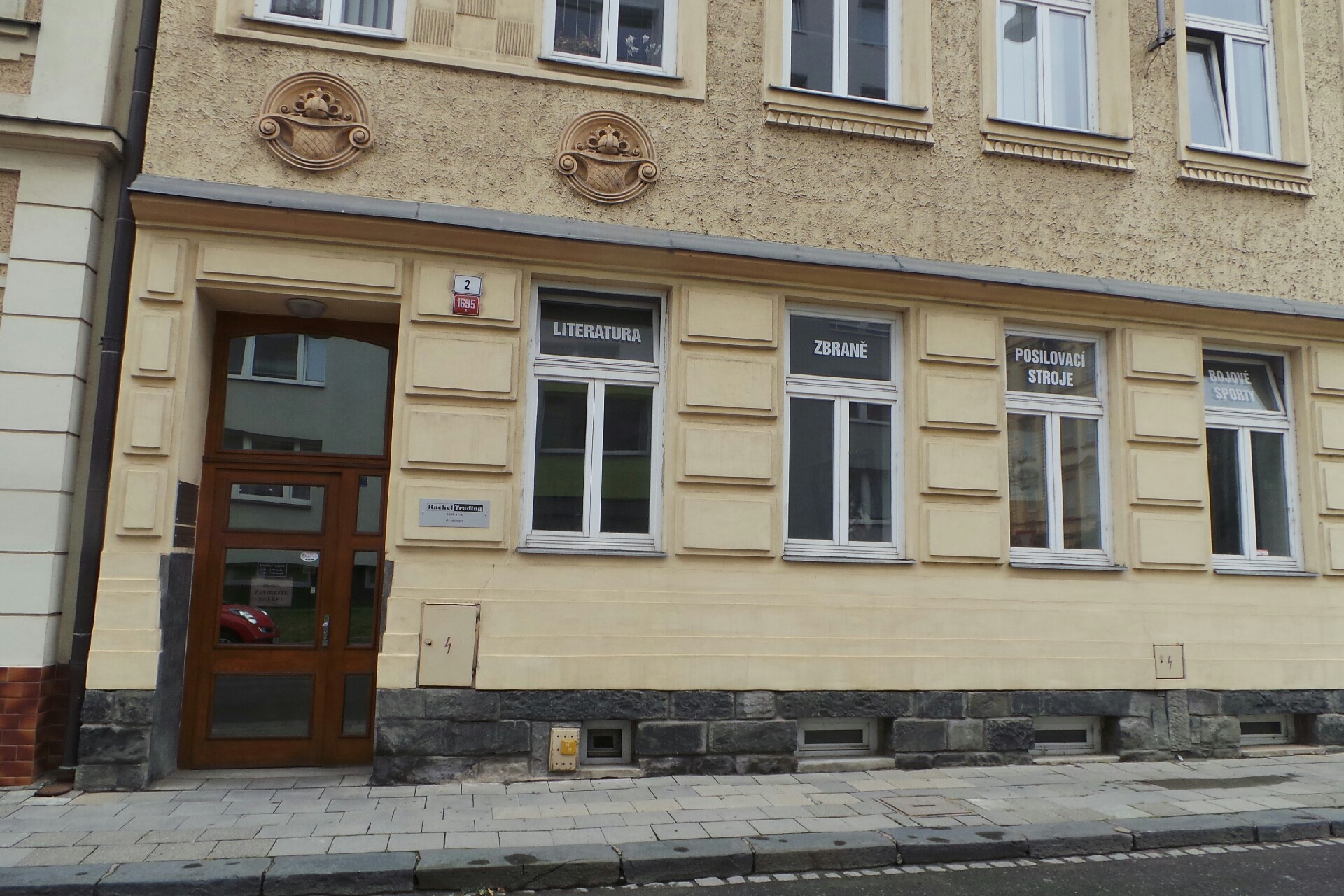 JUDr. Marie  Neulsová