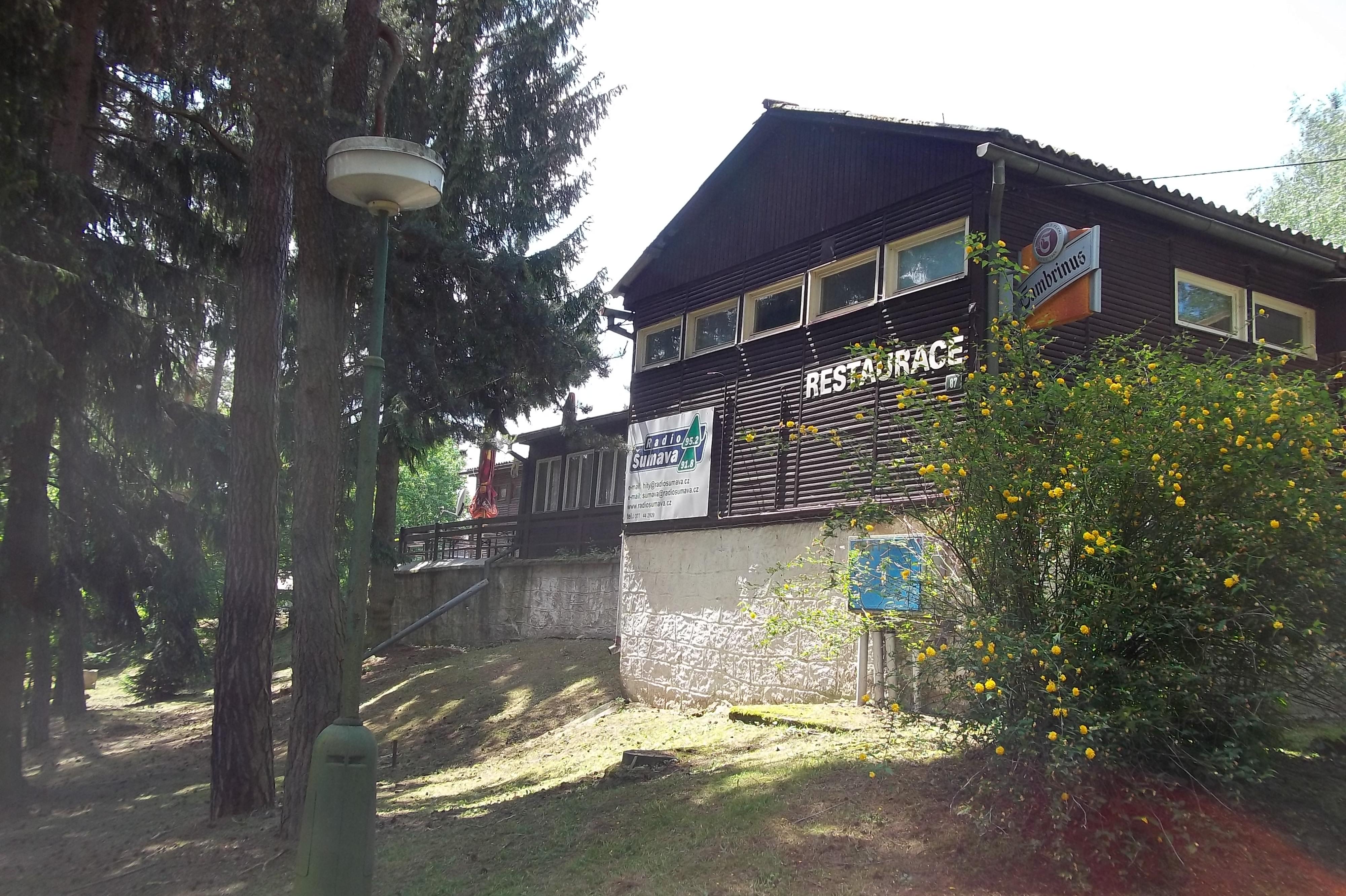 Restaurace Nad Rybníkem