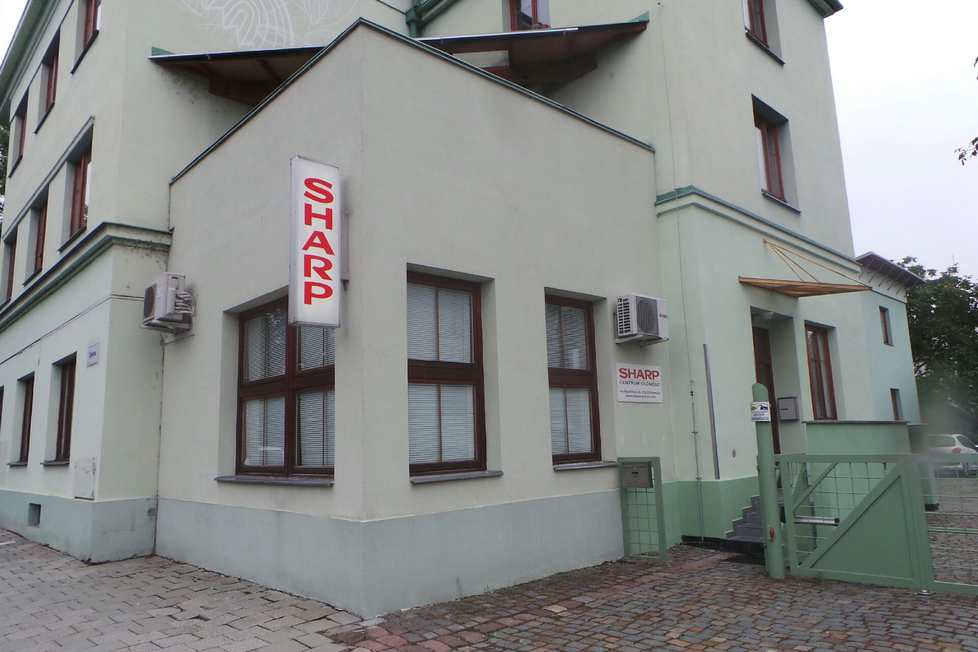 SHARP CENTRUM OLOMOUC s.r.o.