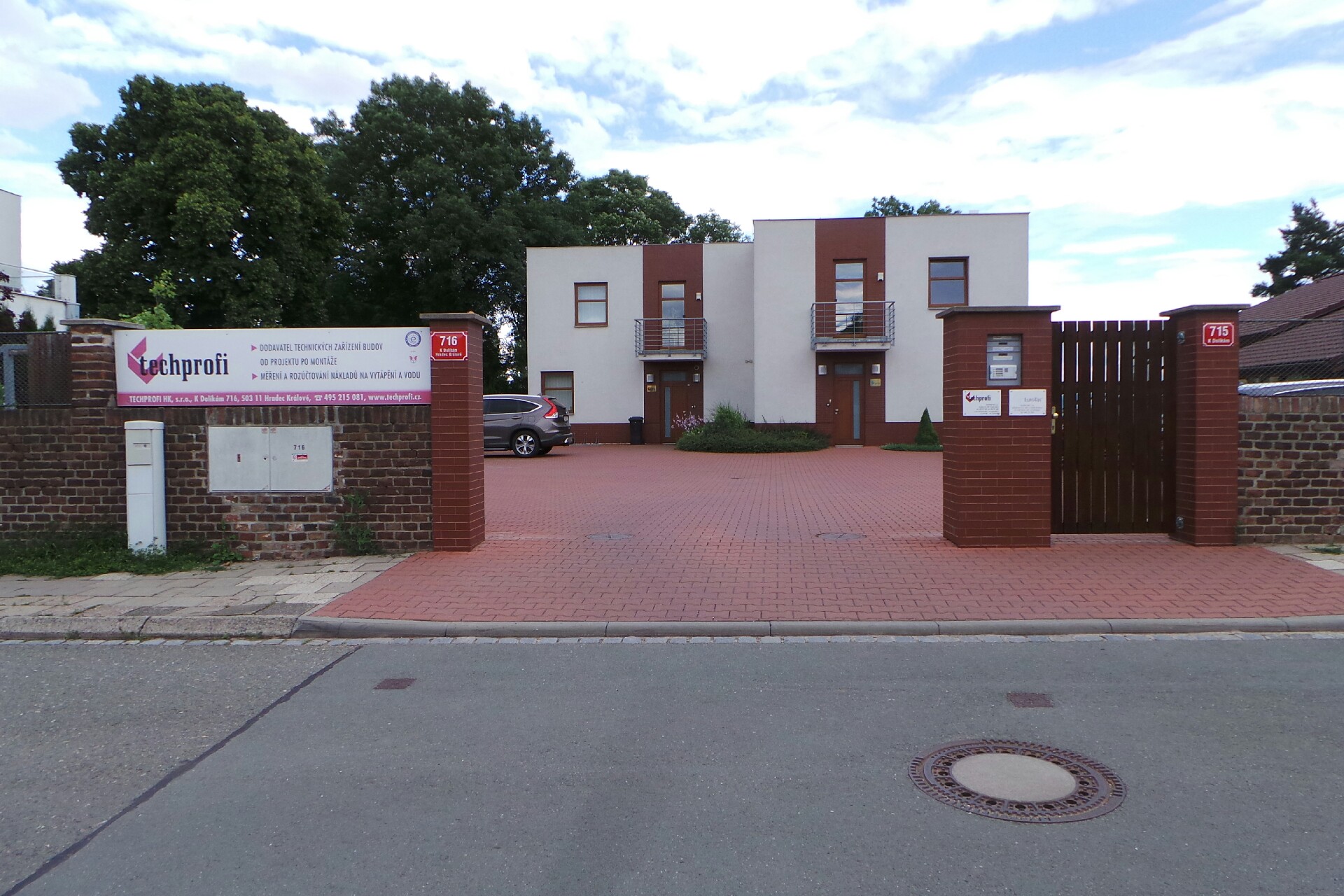 TECHPROFI HK, s.r.o.