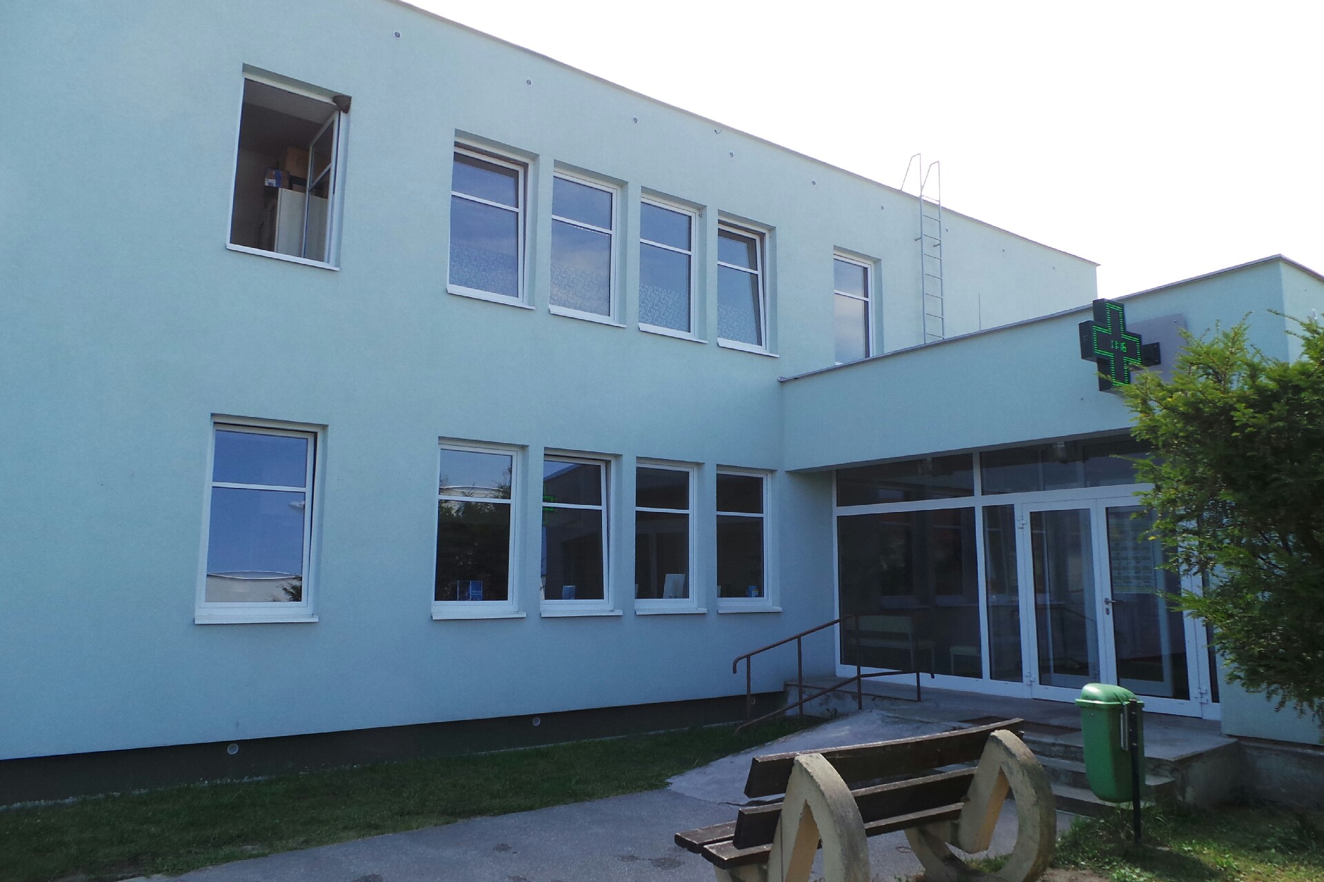 LÉKÁRNA DUBŇANY, s.r.o.