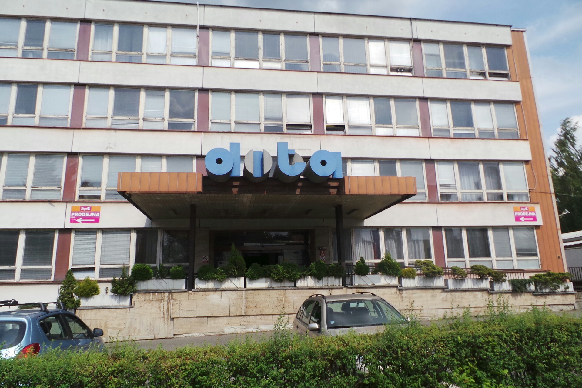 MUDr. Milena Cmuntová