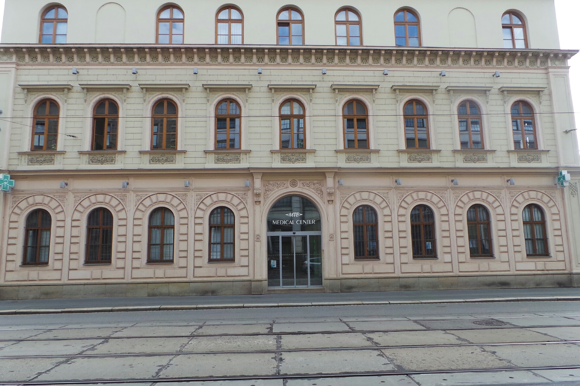 Canadian Medical - Brno