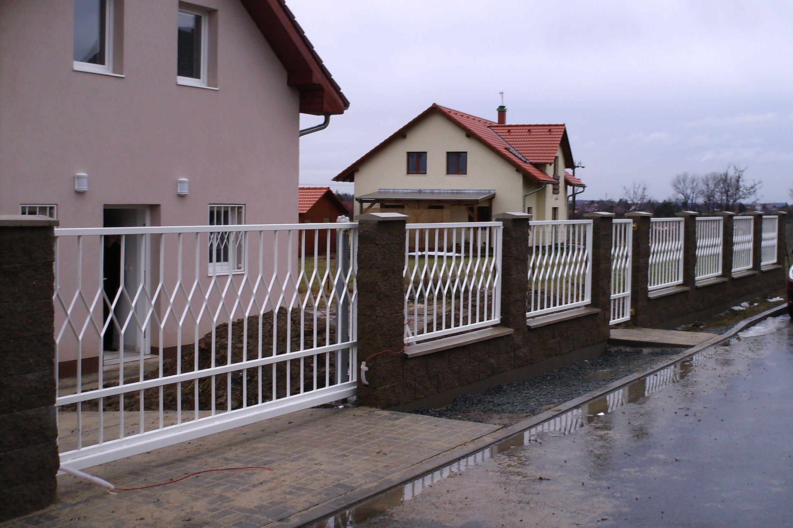 A - Z KOVOSERVIS, s.r.o.