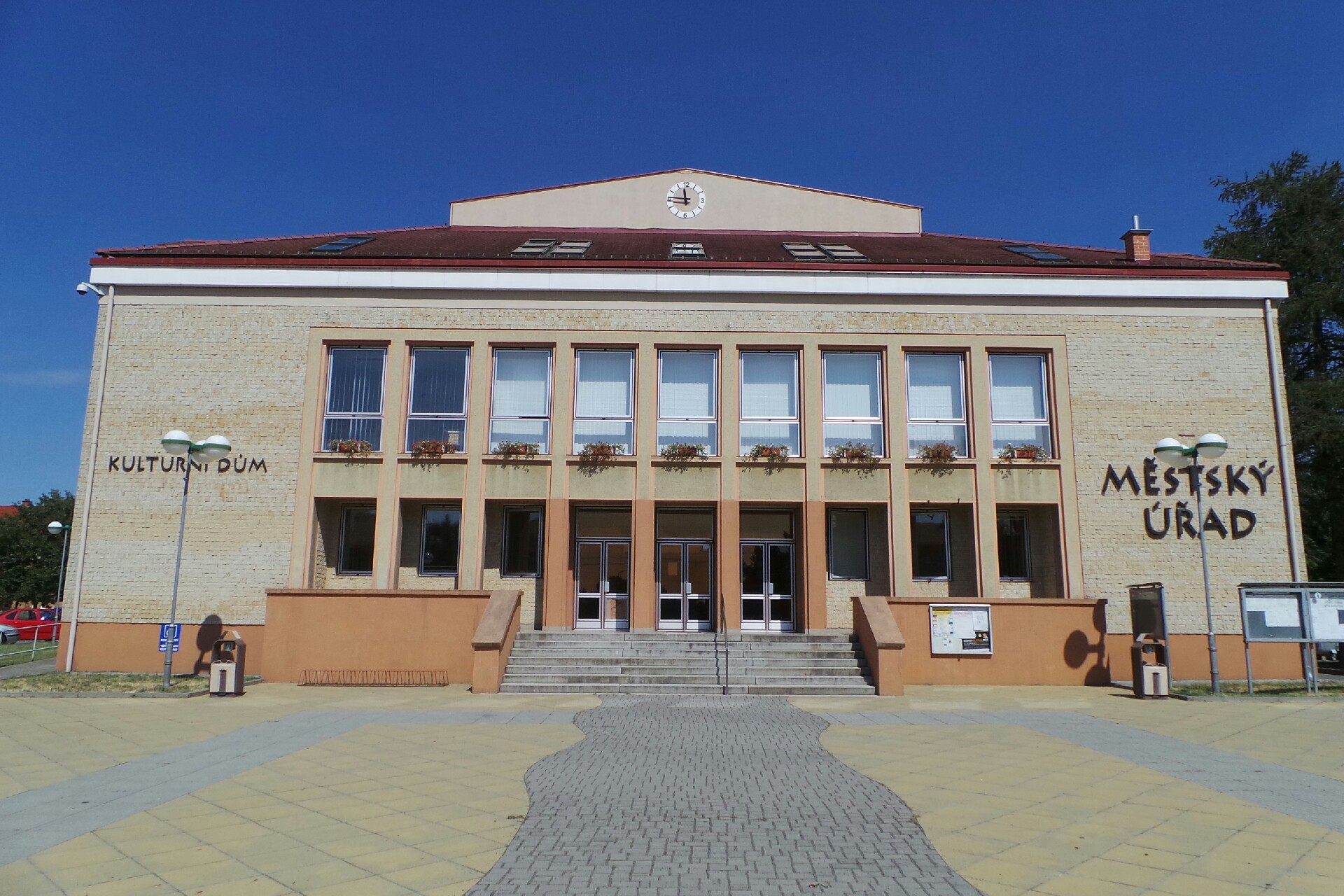 MÚ Dubňany - Odbor výstavby - stavební úřad