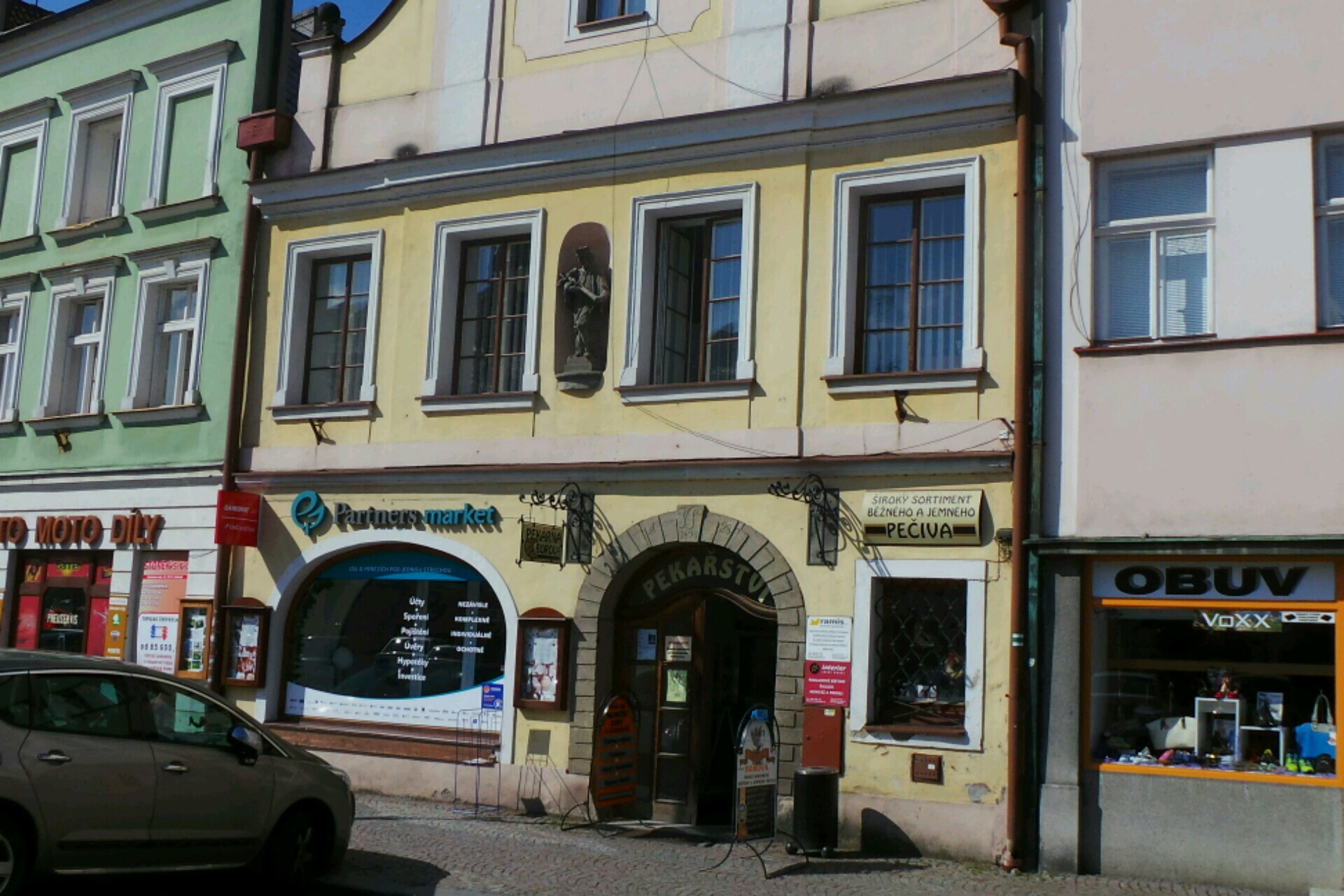 ALVELIS centrum dveří