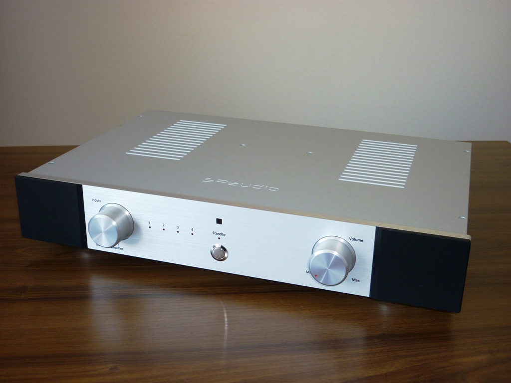 Prodej audiovizuální elektroniky ve žlutém domě foto 4