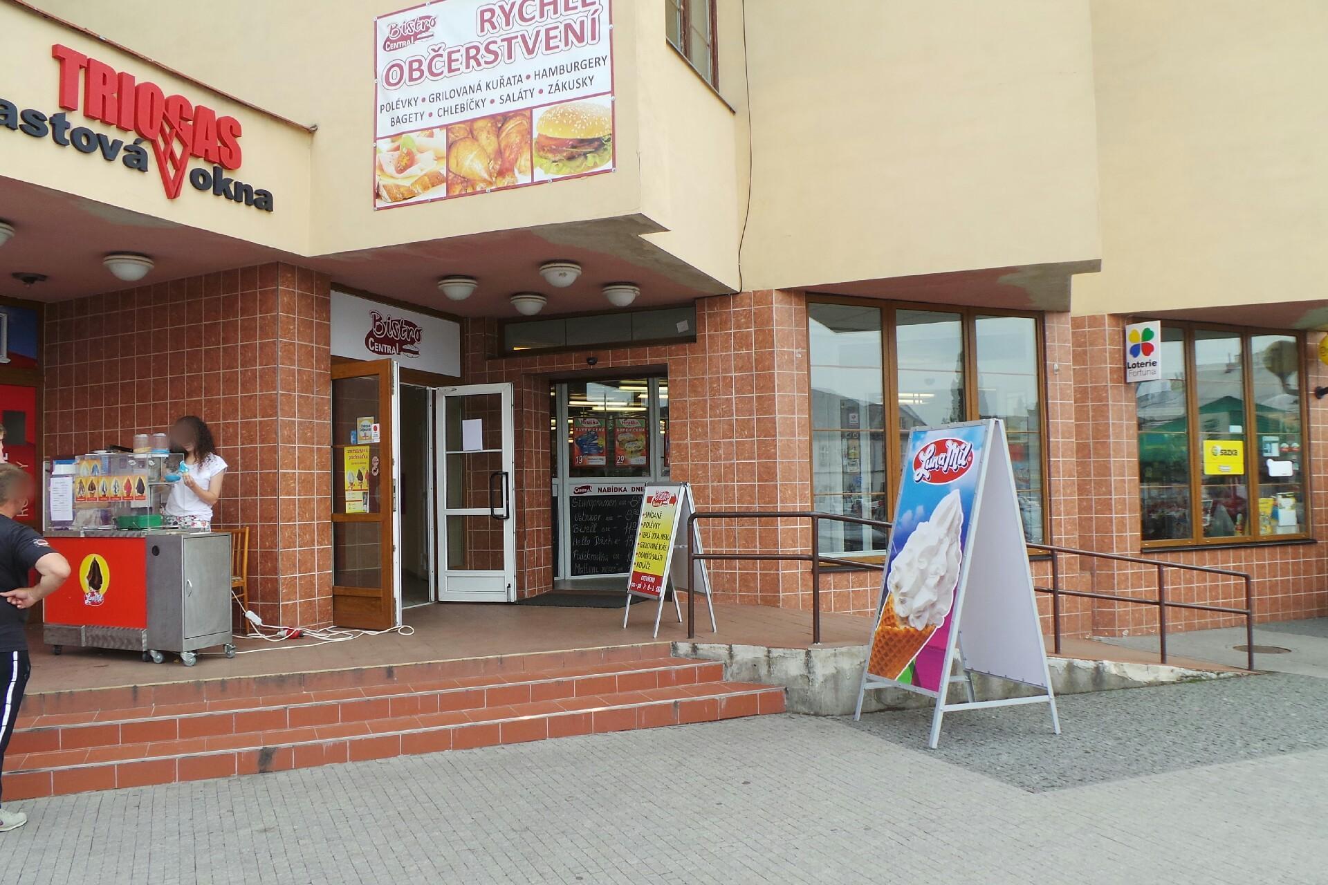 Potraviny Mírové náměstí 23/22 foto 1