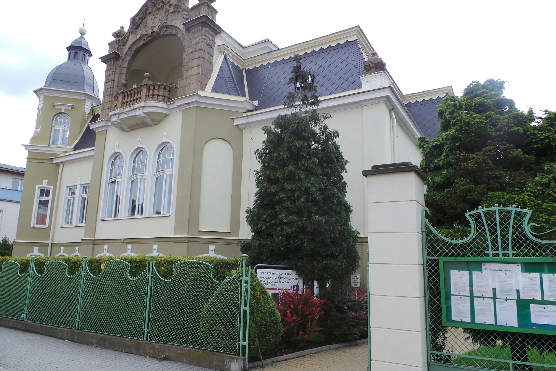 Úřad práce České republiky