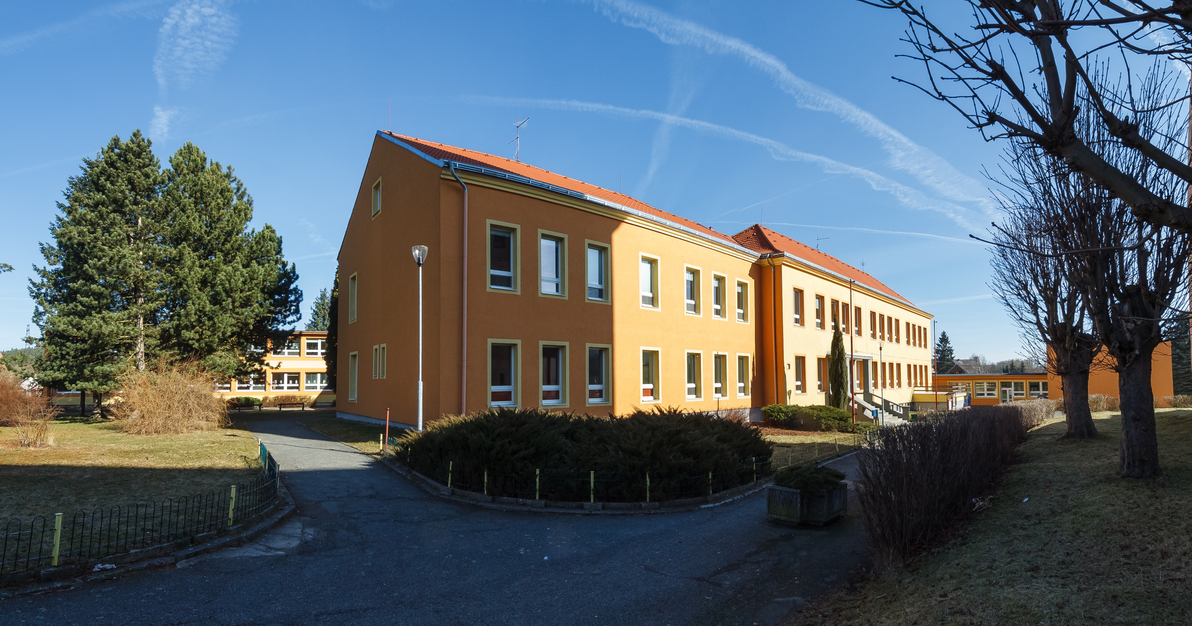 ZŠ Stráž foto 2
