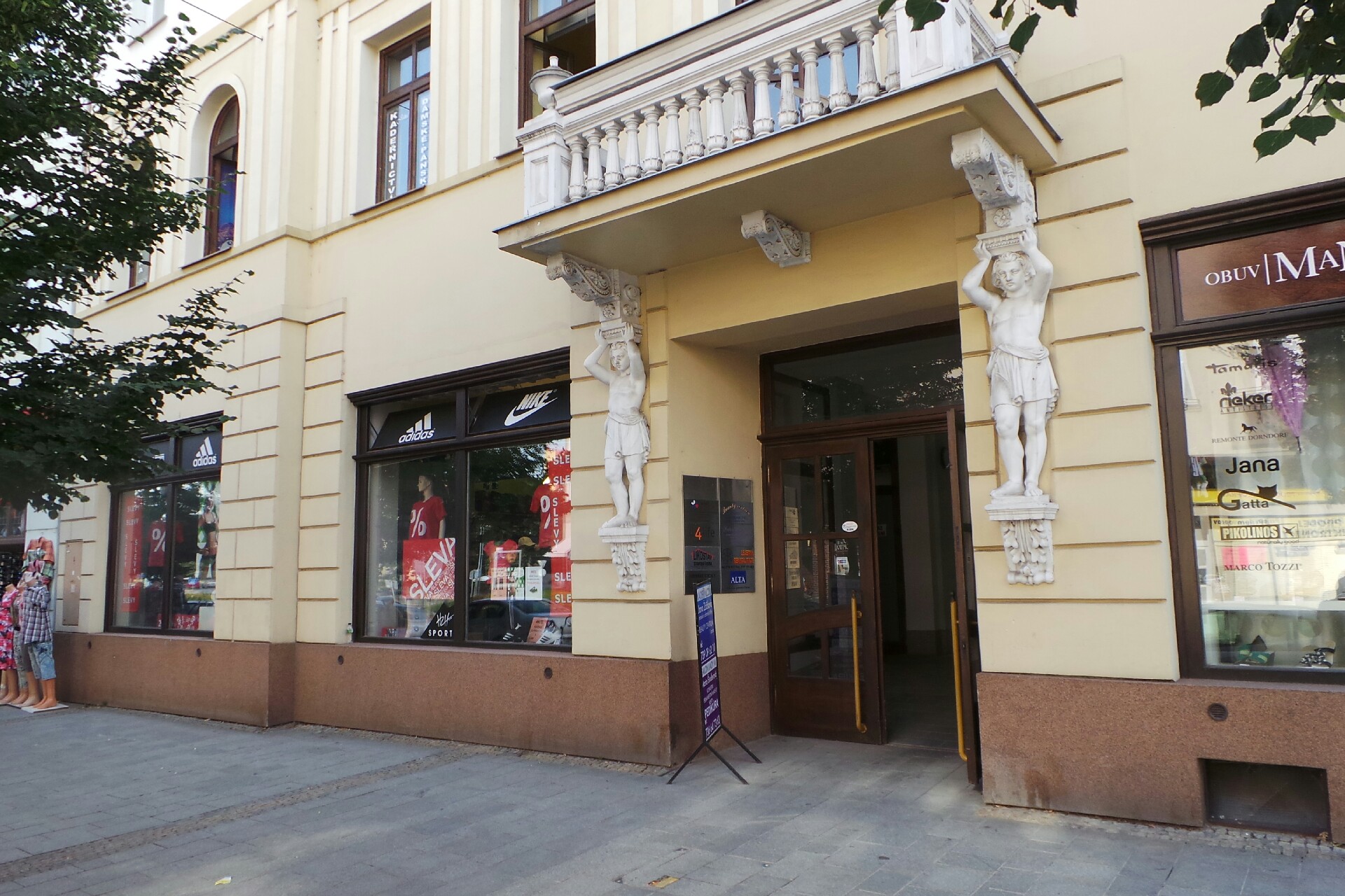 LIKOSTAV, spol. s r.o.