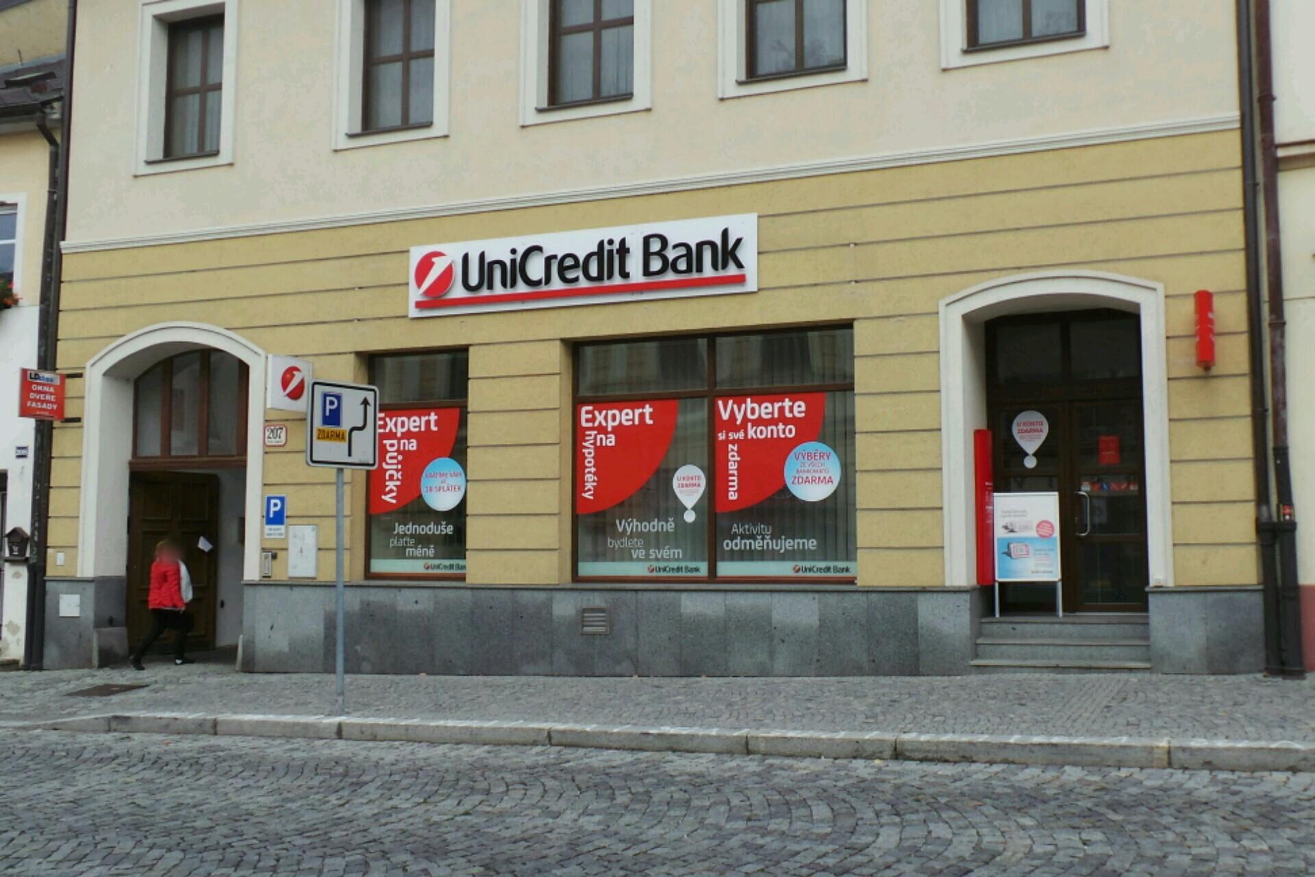 UniCredit Bank Czech Republic and Slovakia, a.s. foto 2