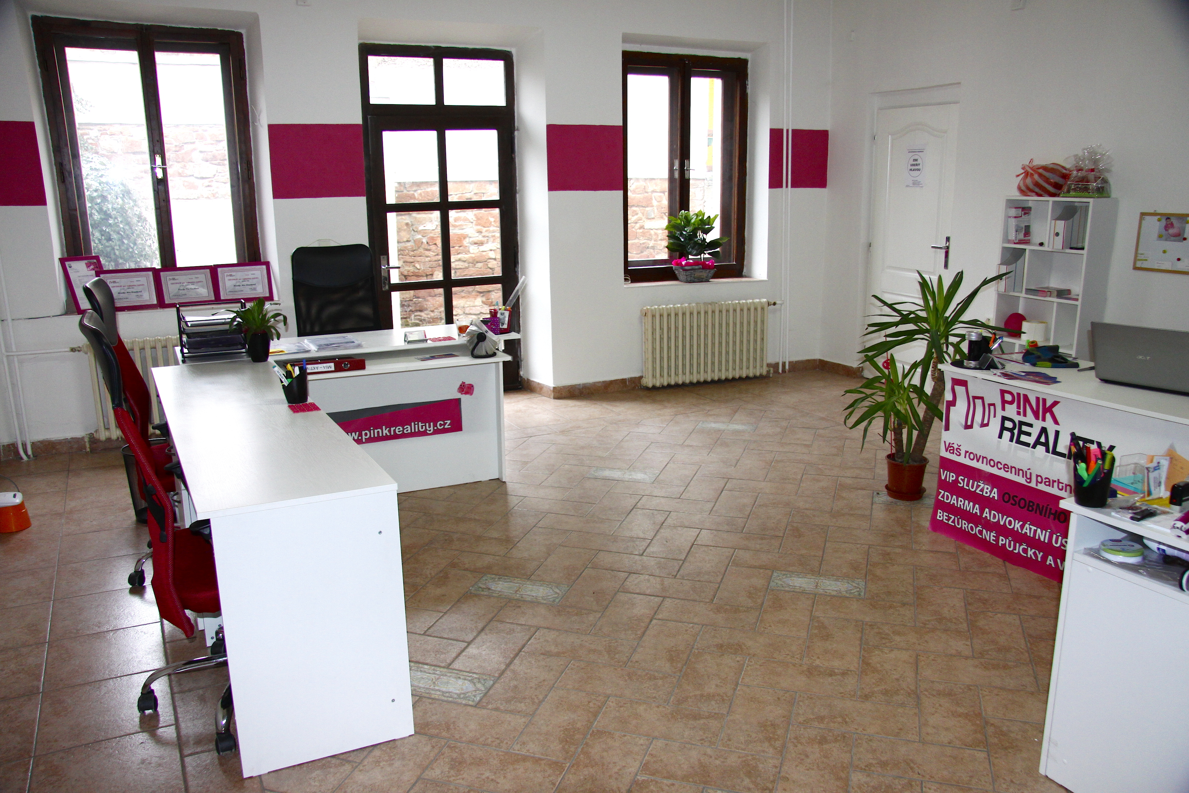 PINK REALITY, s.r.o. foto 2