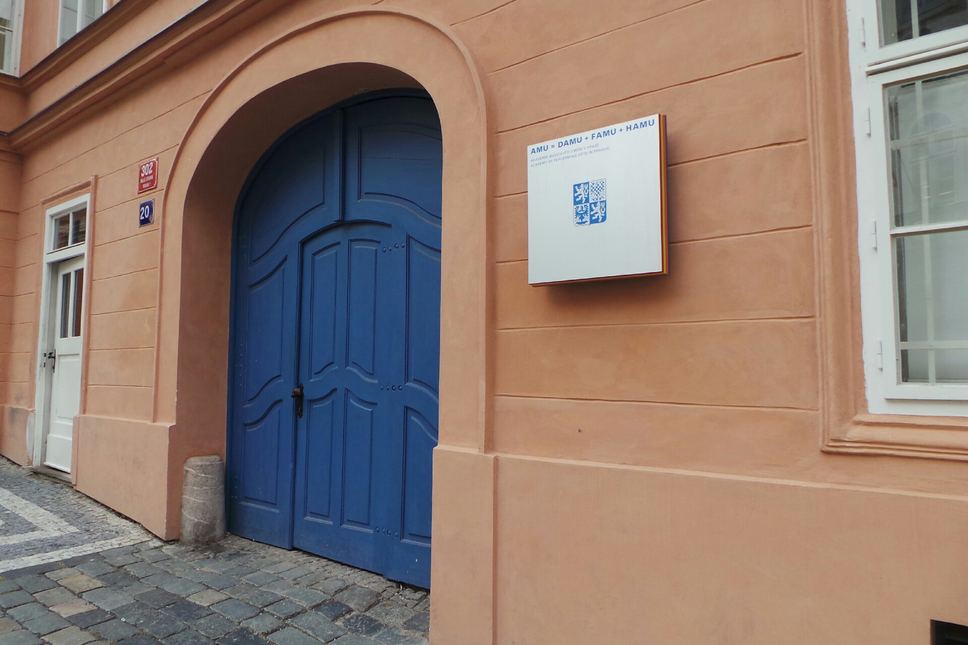 Centrum jazykové přípravy AMU