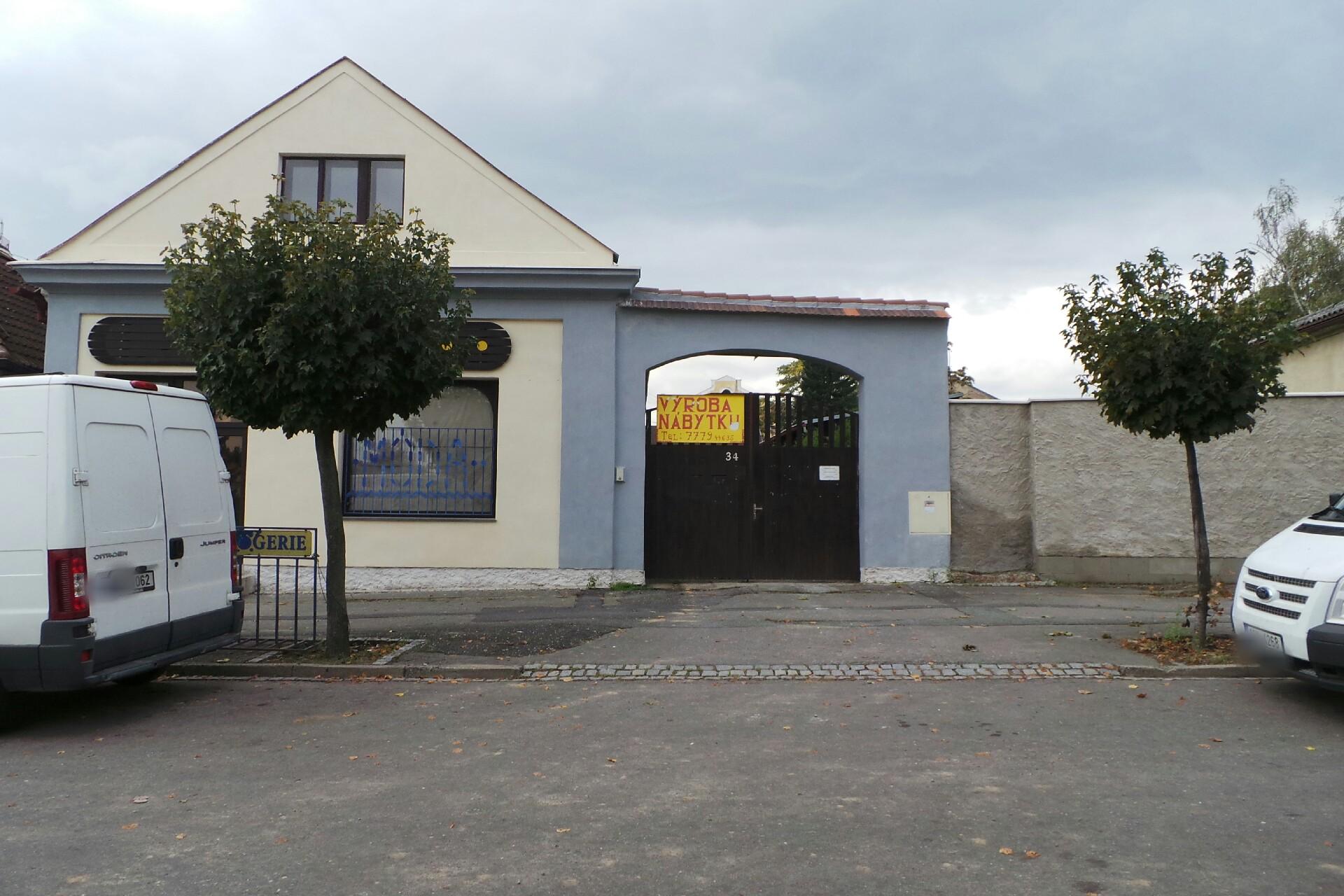 Obchodní zástupce ČSOB Hana Beránková foto 2