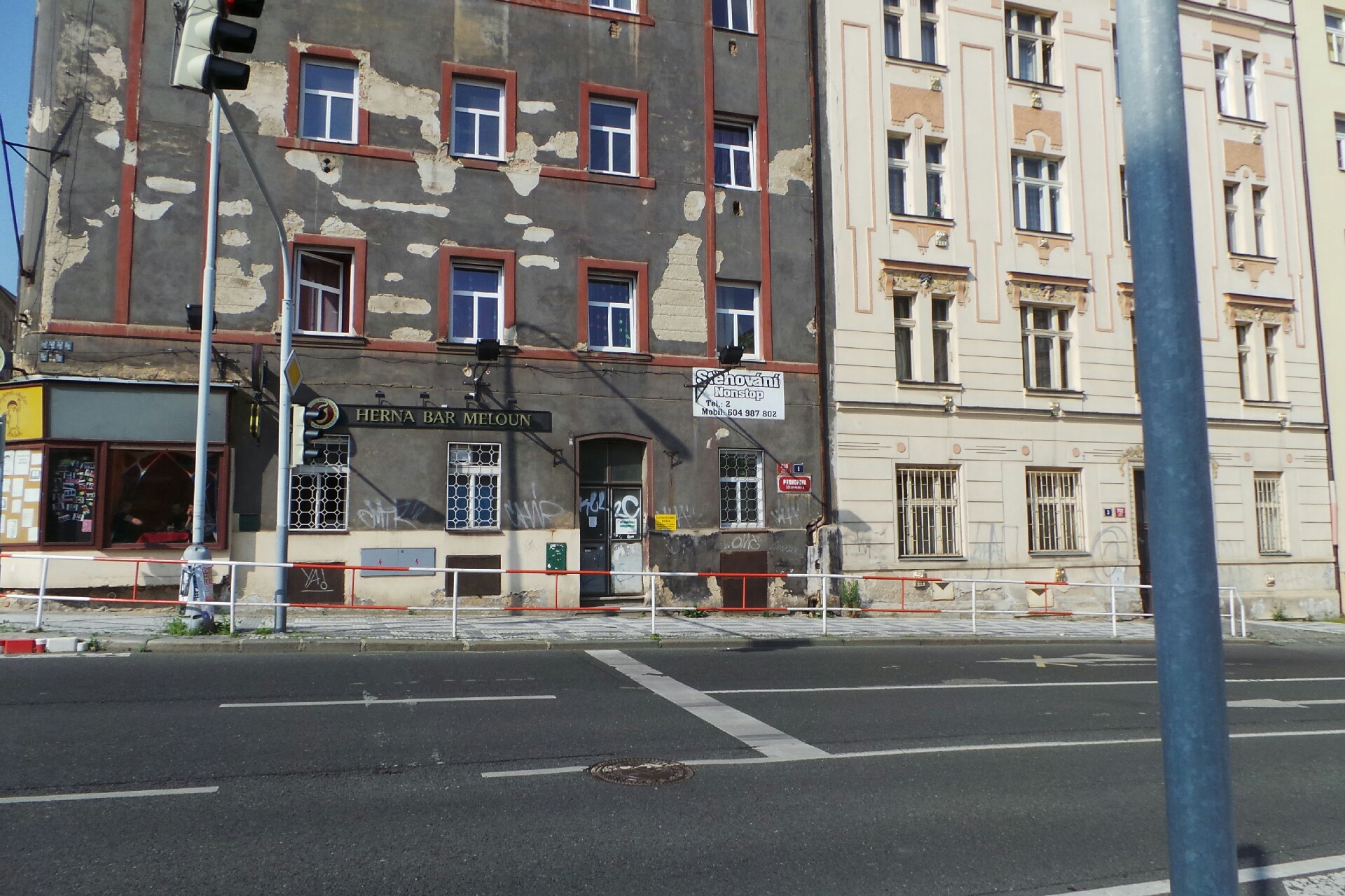 Jazyková škola Hříbek