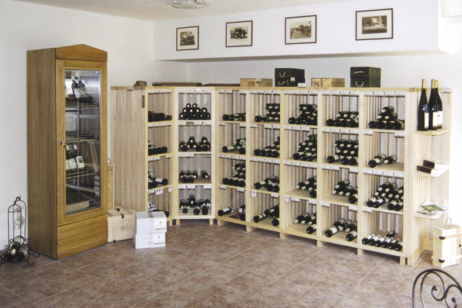 ZNOVÍN Znojmo, a.s. - vinotéka