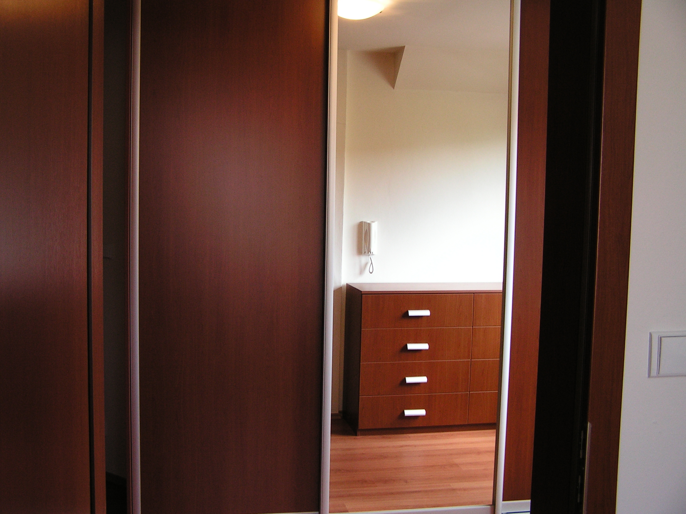 Čížek - kuchyně & skříně na míru foto 5