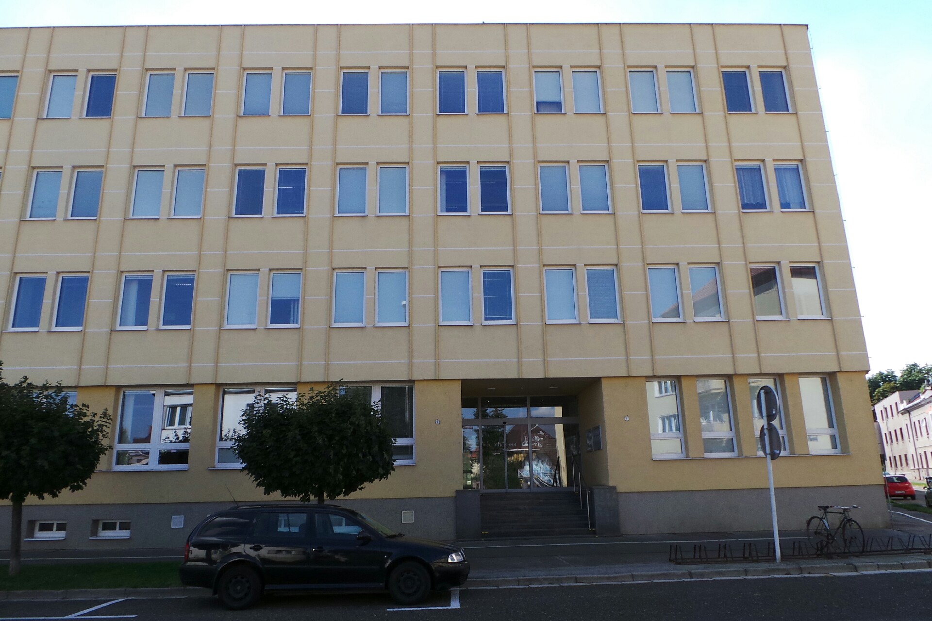 JUDr. Milan Třebeška, advokát